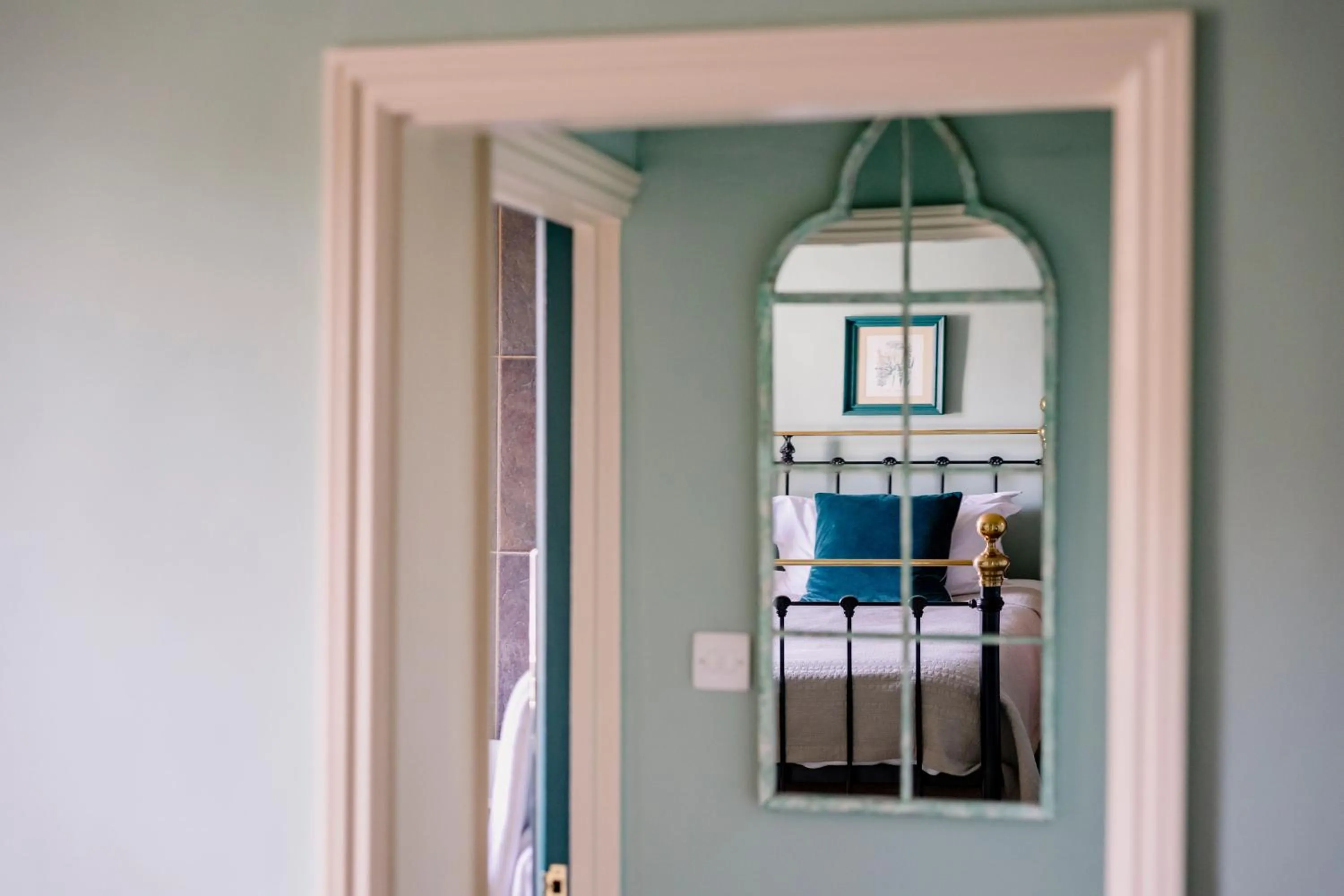 Bedroom, Bed in The Crown, Bildeston