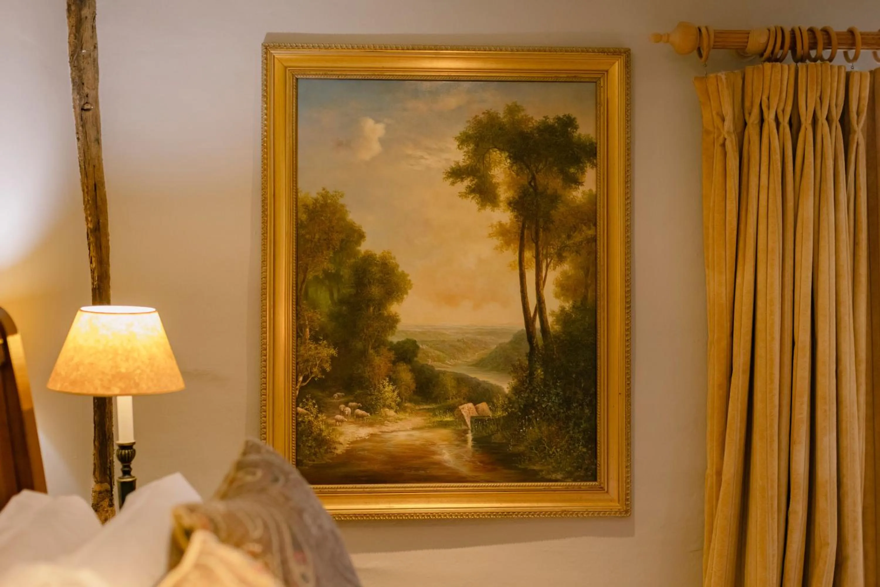 Decorative detail in The Crown, Bildeston