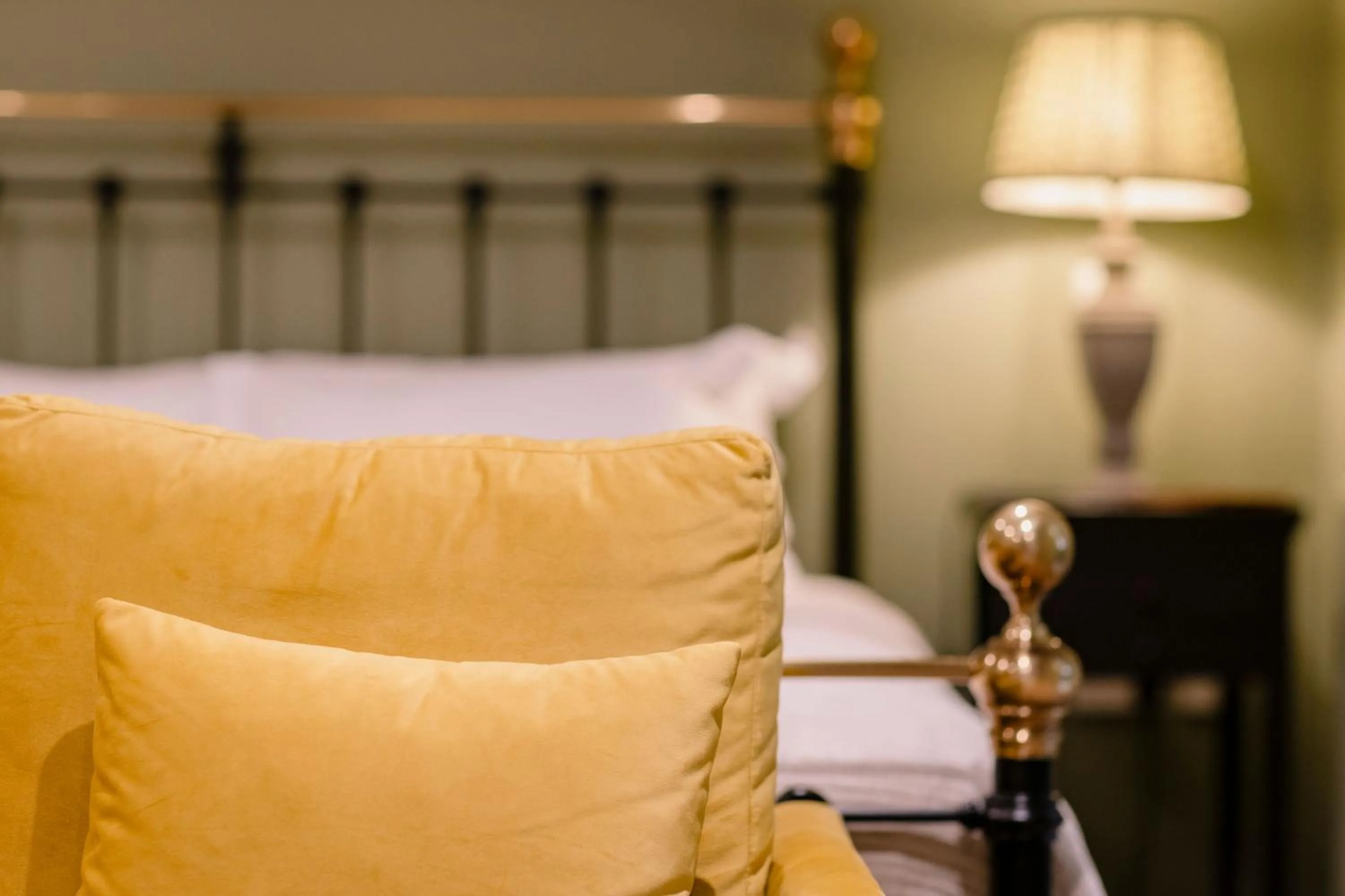 Property building, Bed in The Crown, Bildeston