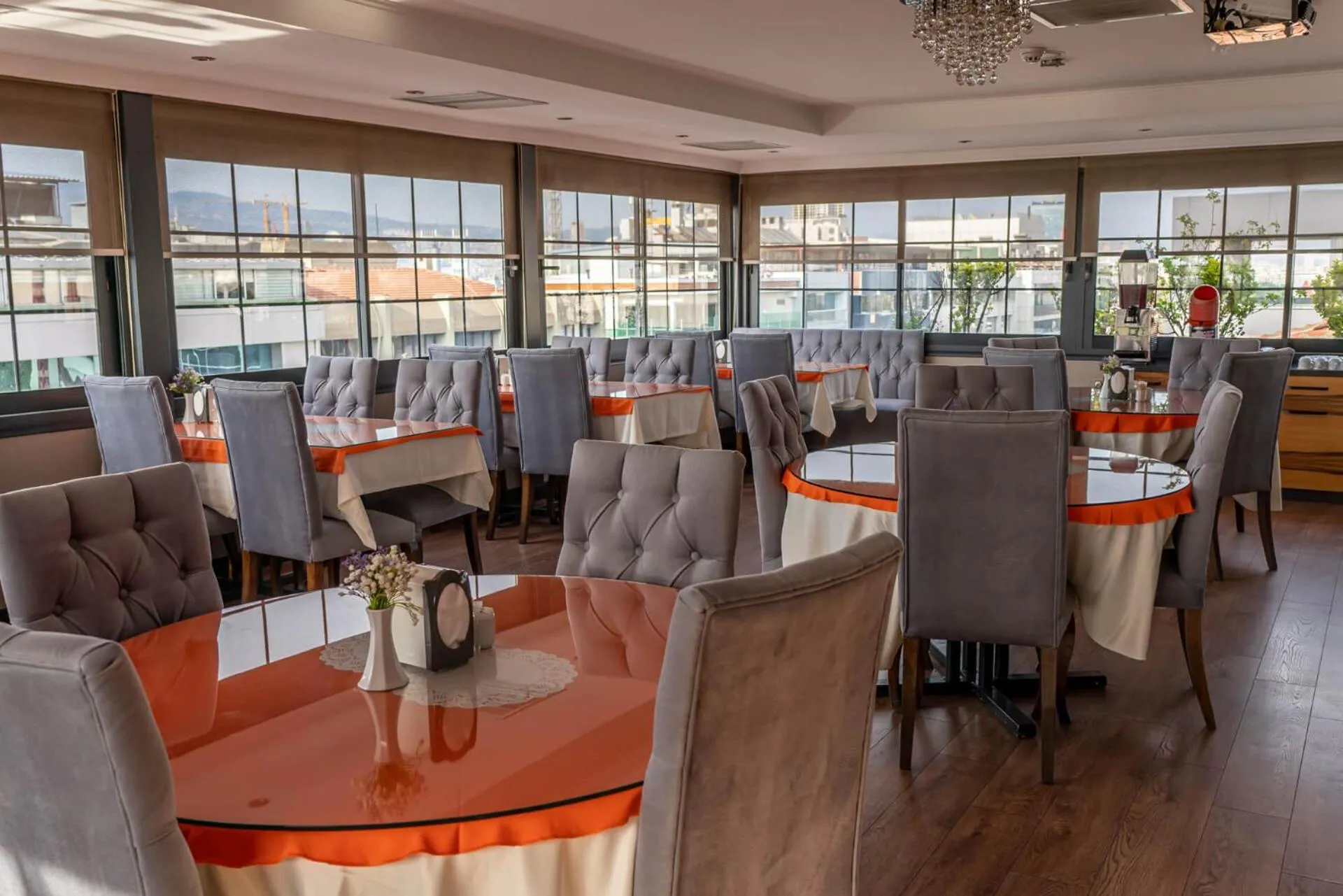 Restaurant/places to eat in Residence Hotel By Ketenci