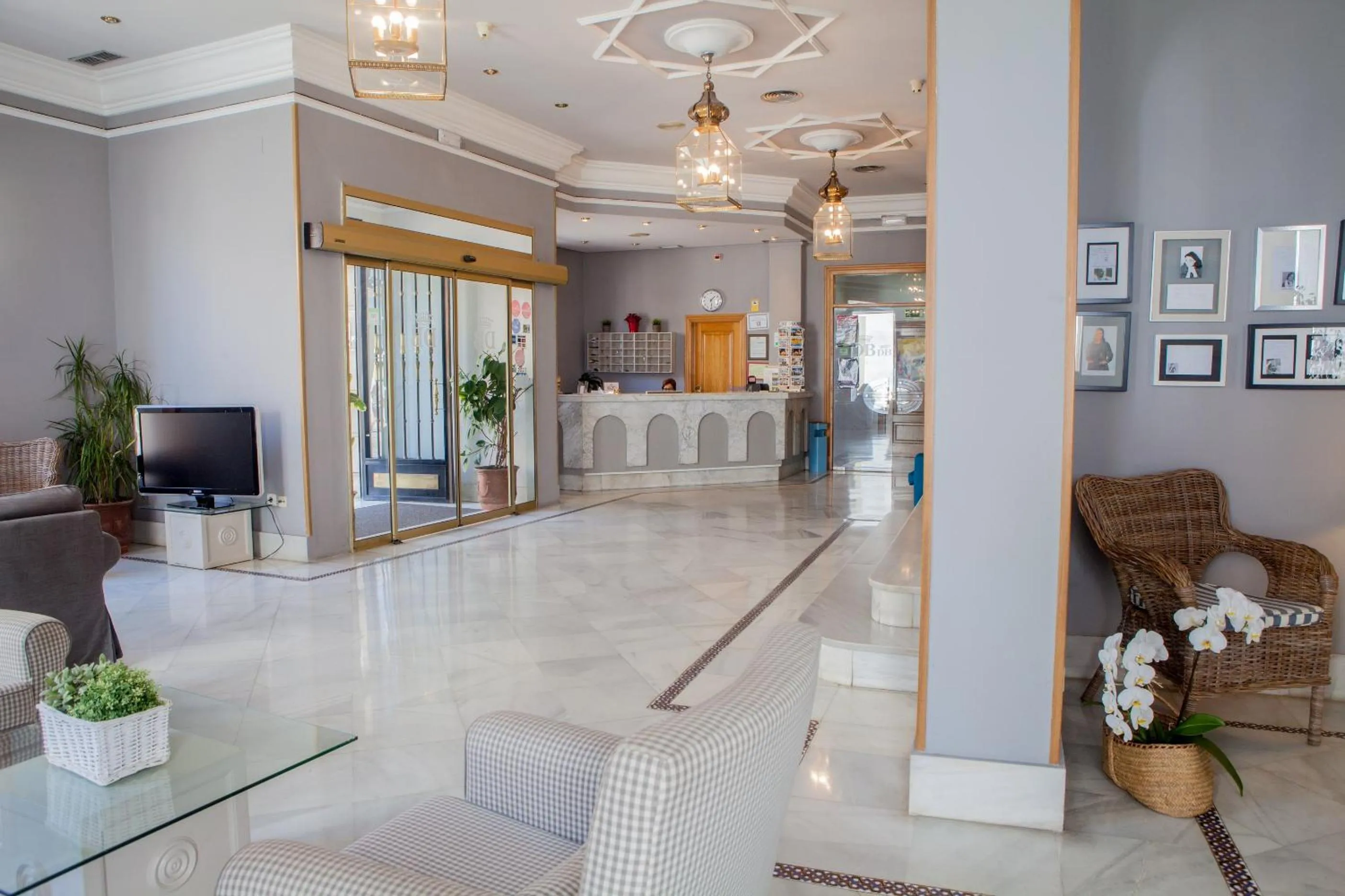 Lobby or reception in Hotel Doña Blanca