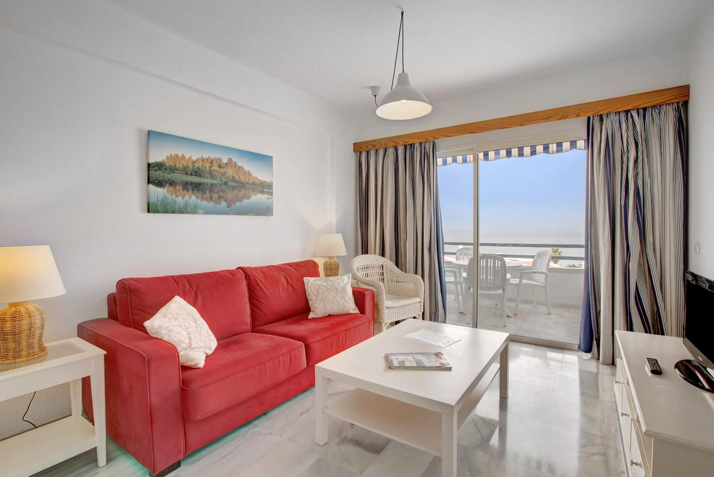 Property building, Bed in Club Atlantis 223