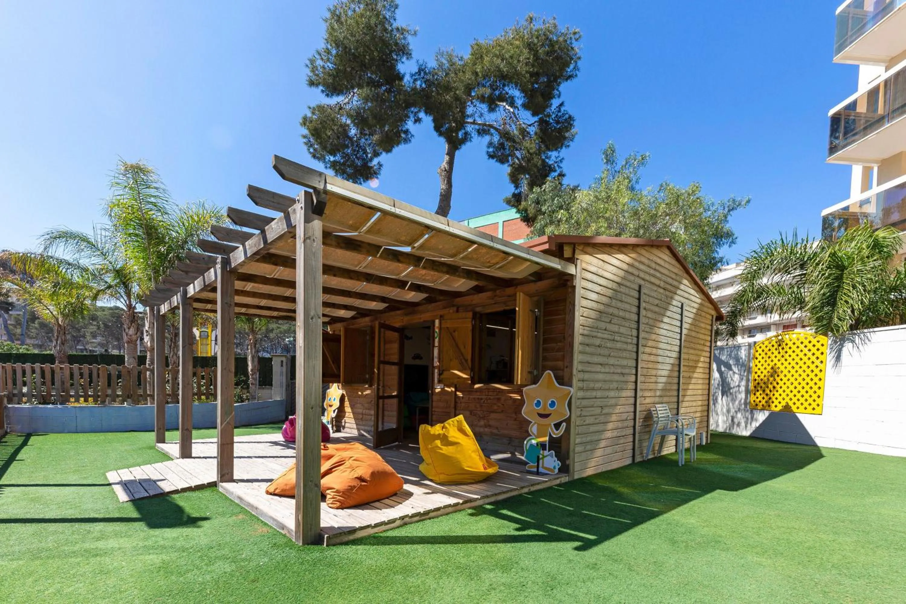 Property building in Medplaya Hotel Calypso