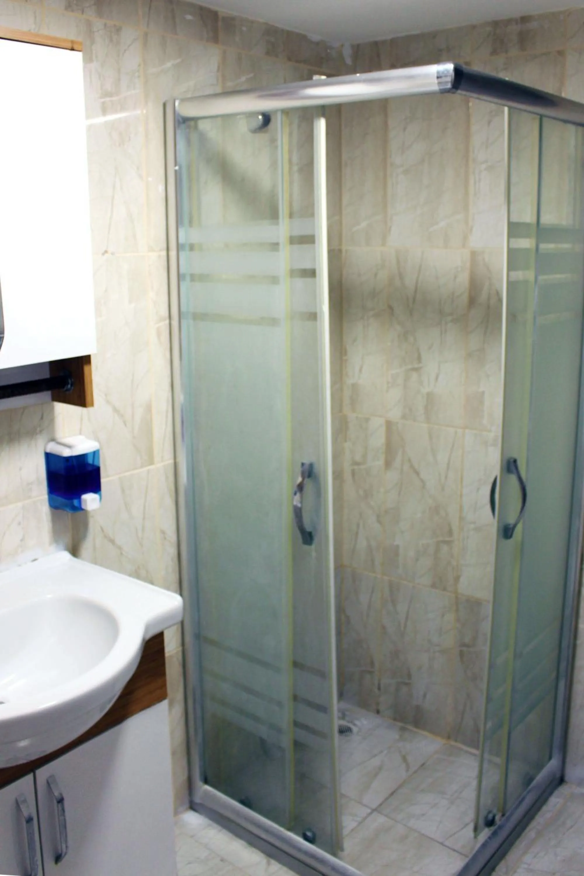 Shower in biglife hotel