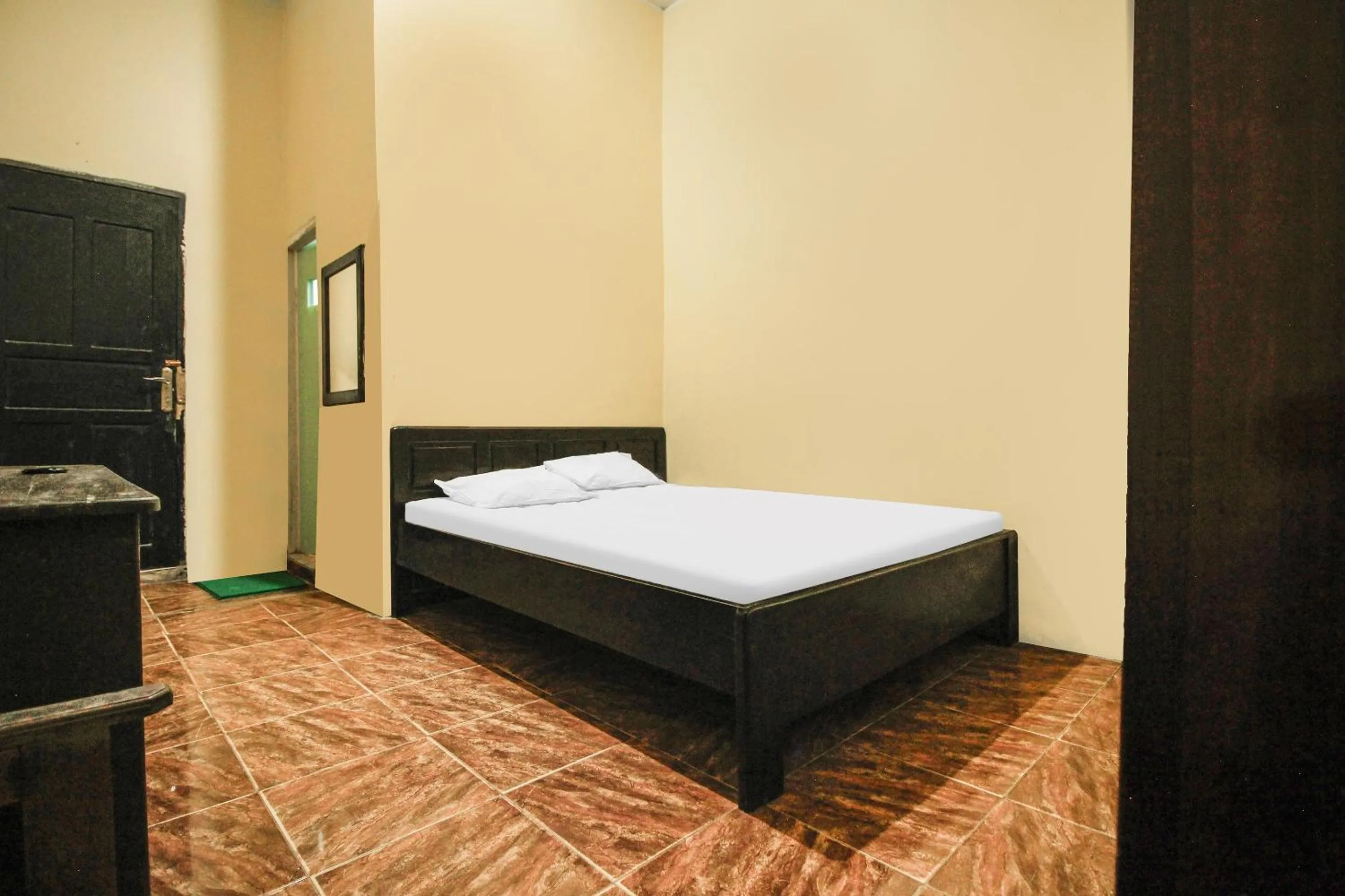 Bedroom in OYO 91855 Big Hotel Kendari