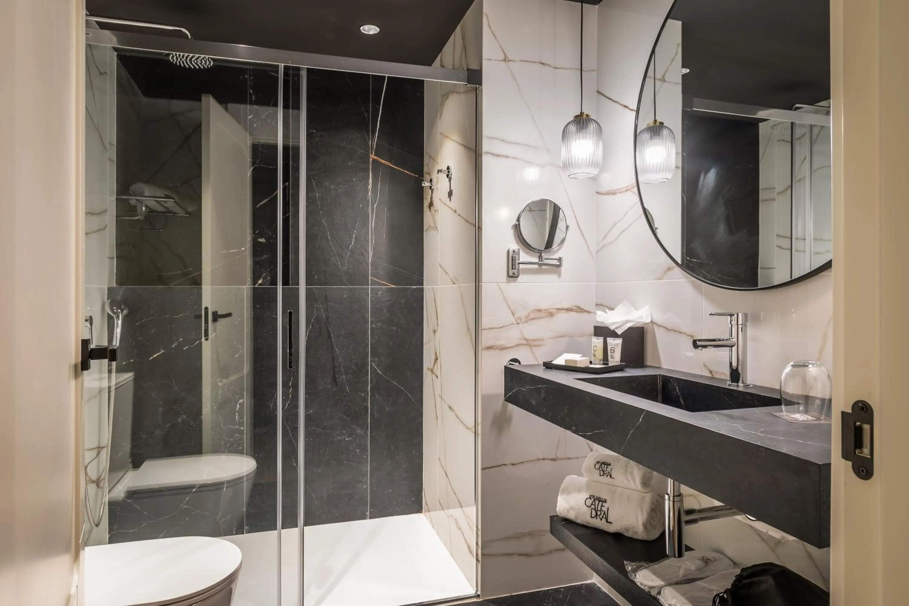 Bathroom in Hotel Barcelona Catedral 4 Sup