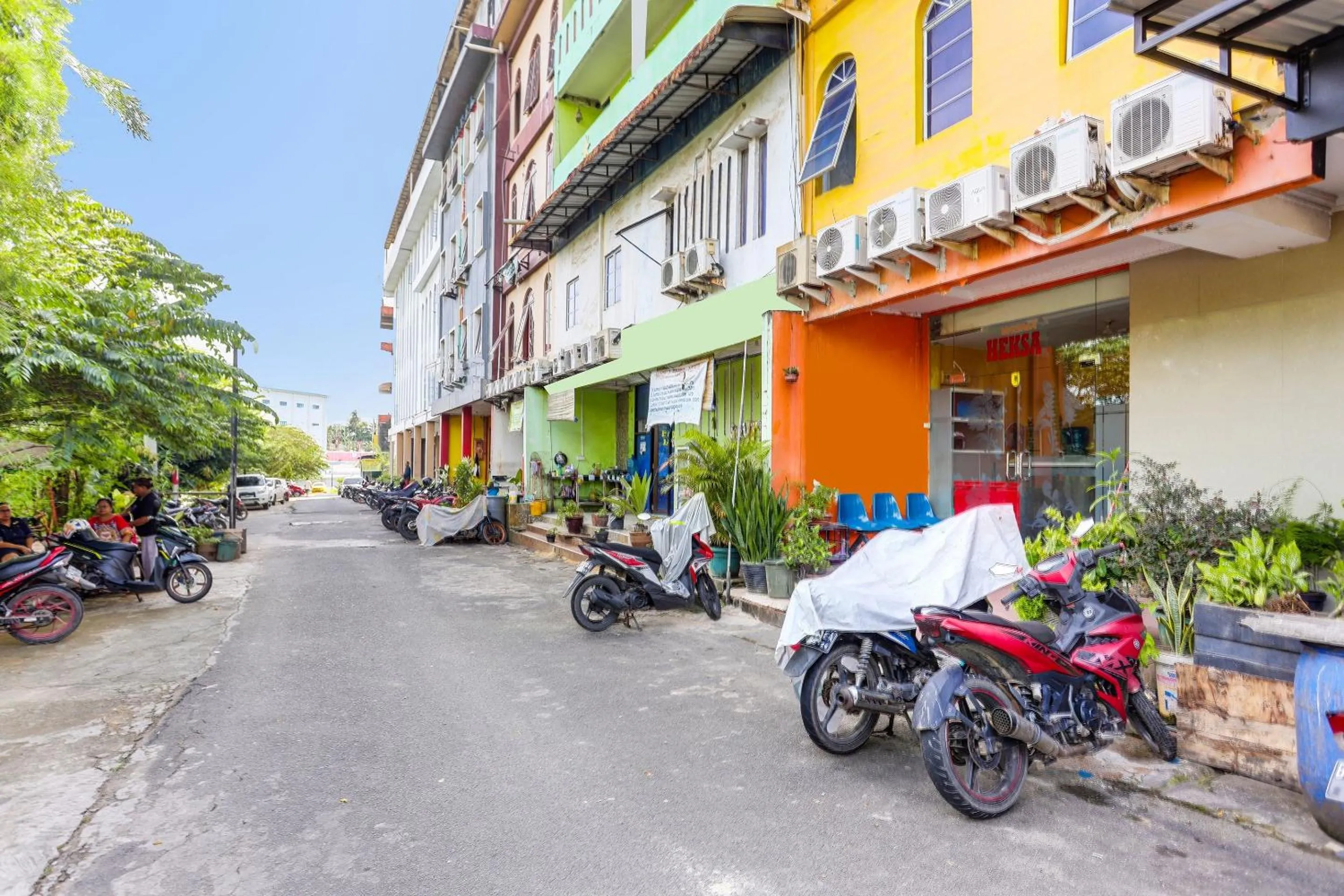 Facade/entrance in Hotel O Wisma Heksa