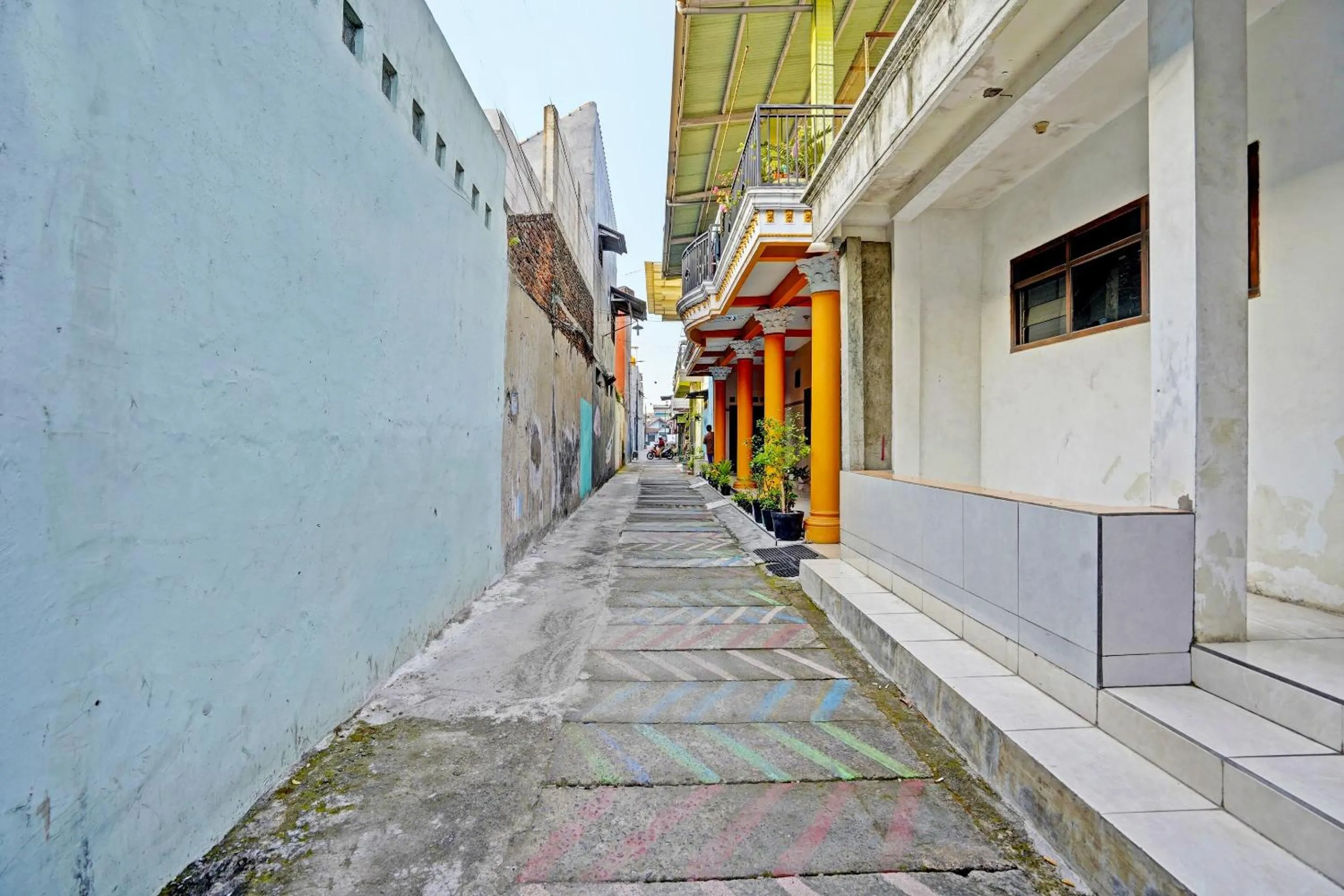 Lobby or reception in OYO Life 91884 Kost Kusuma Dewi Syariah