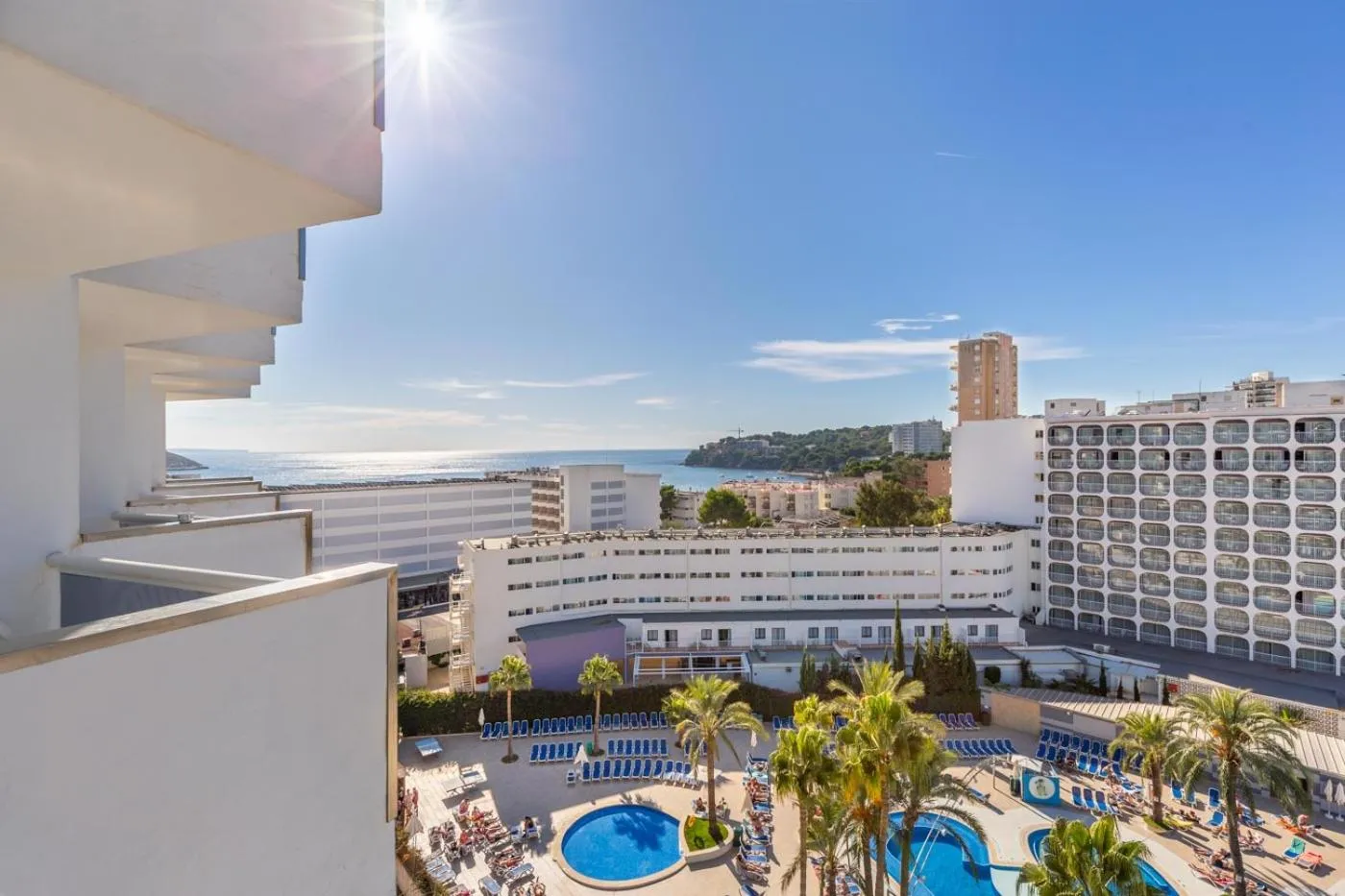 Photo of the whole room in Hotel Samos