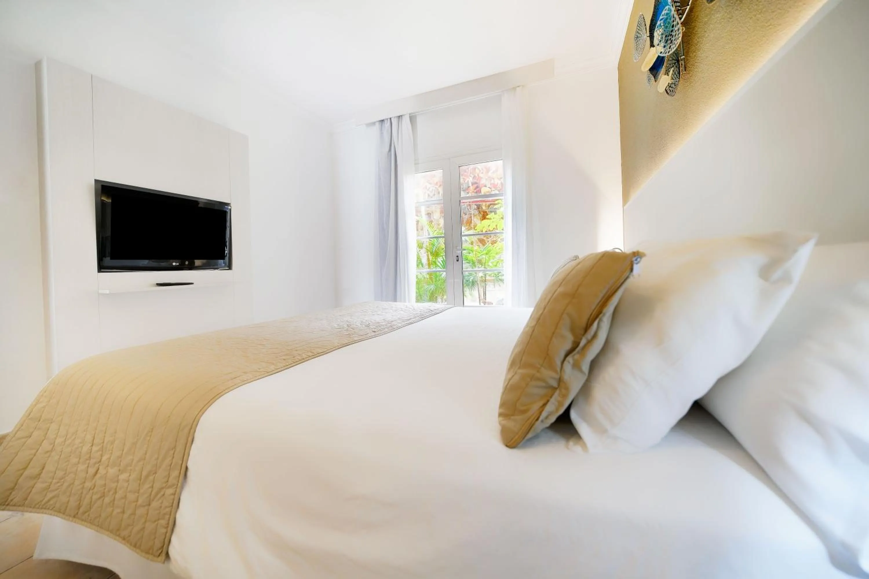 Bed in Bull Vital Suites & Spa Boutique Hotel - Only Adults