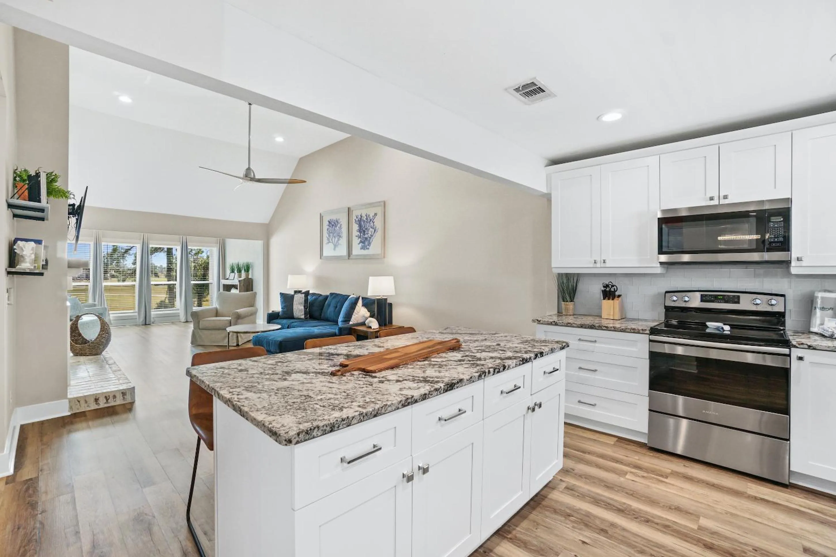 Coffee/tea facilities in Bay Point Golf Villas by Panhandle Getaways