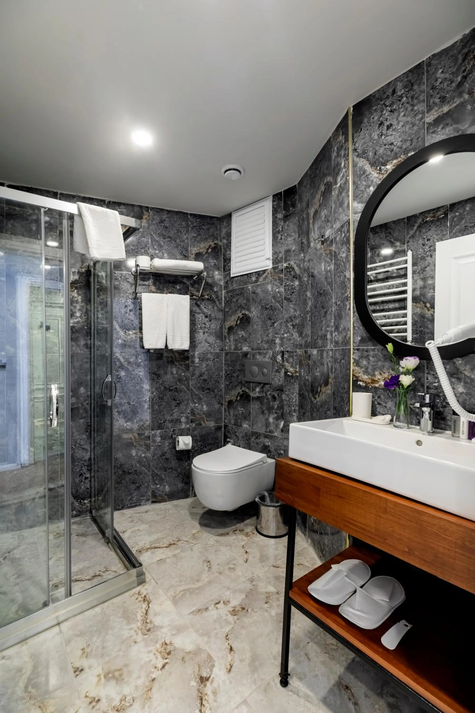 Bathroom in Union Hotel Karaköy