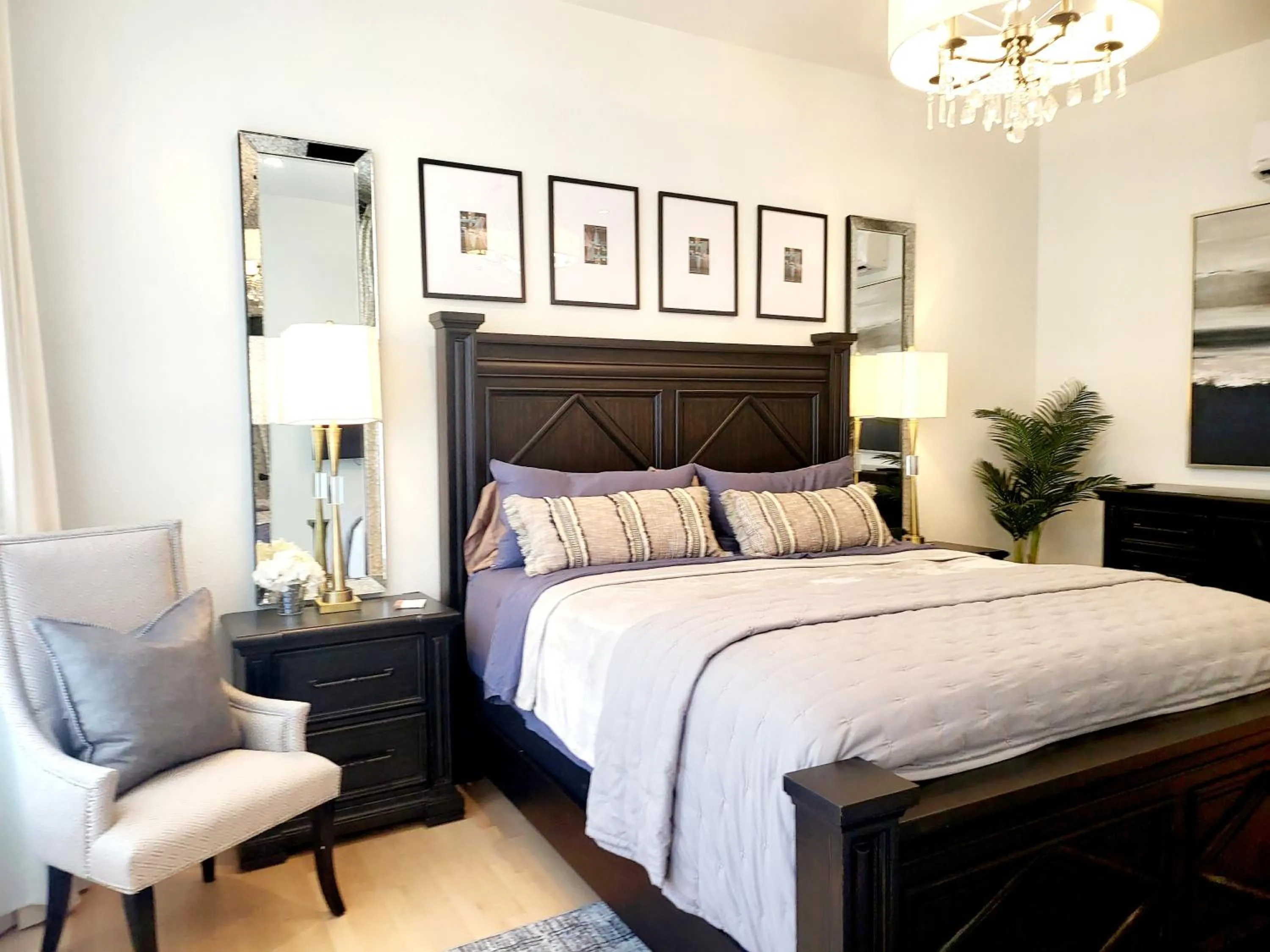 Bed in The Bank Hotel Deadwood