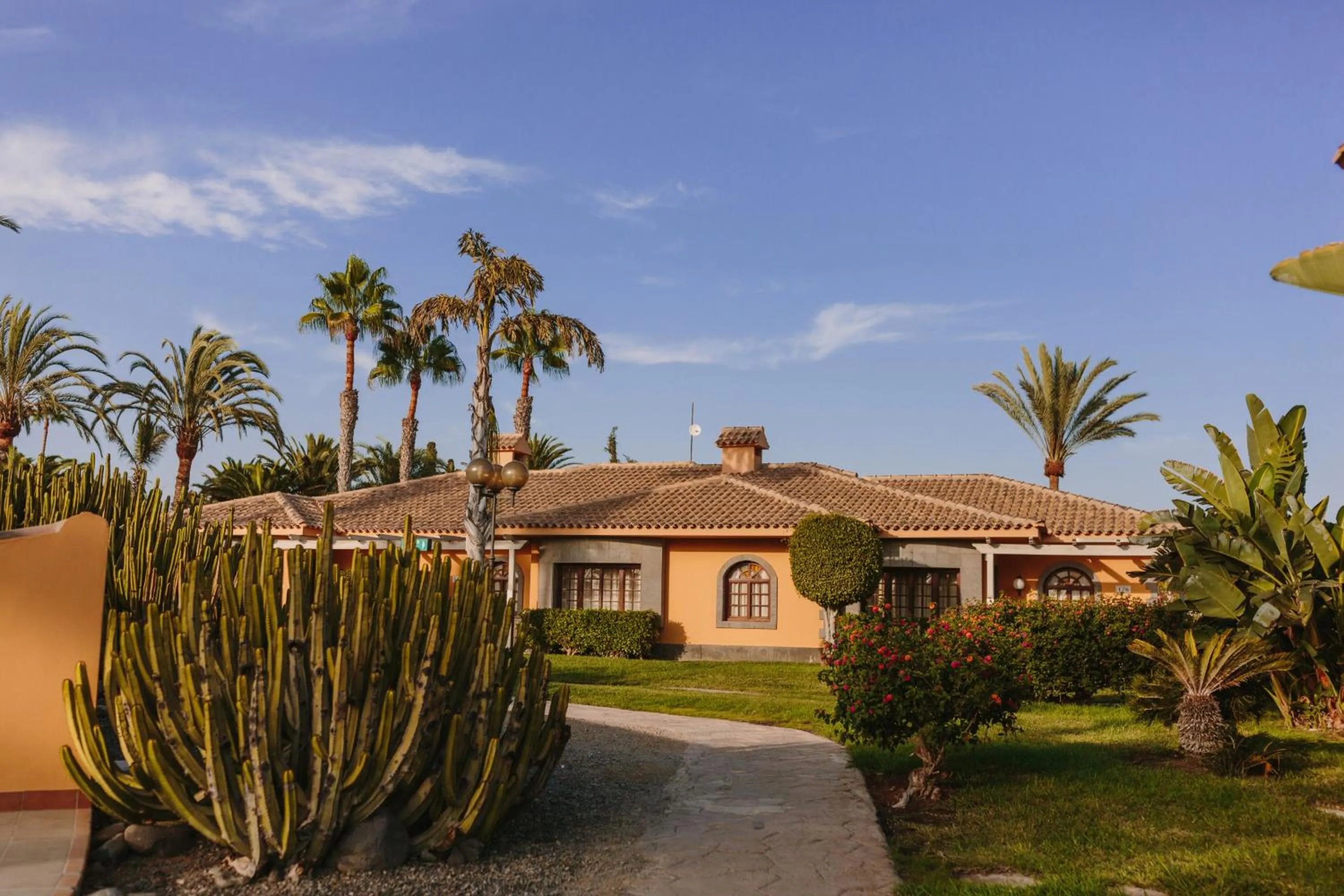 Suites & Villas by Dunas