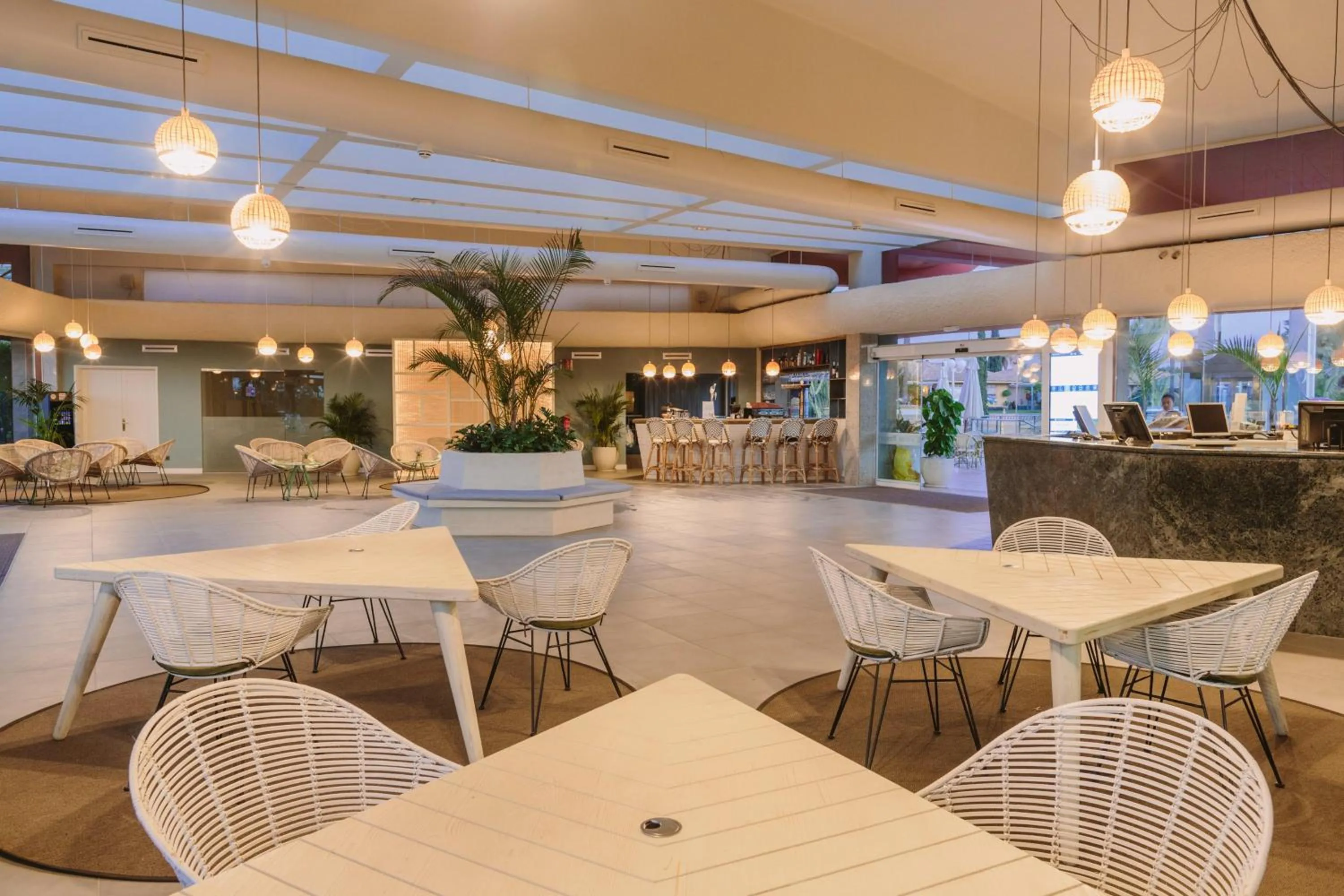 Lobby or reception in Suites & Villas by Dunas