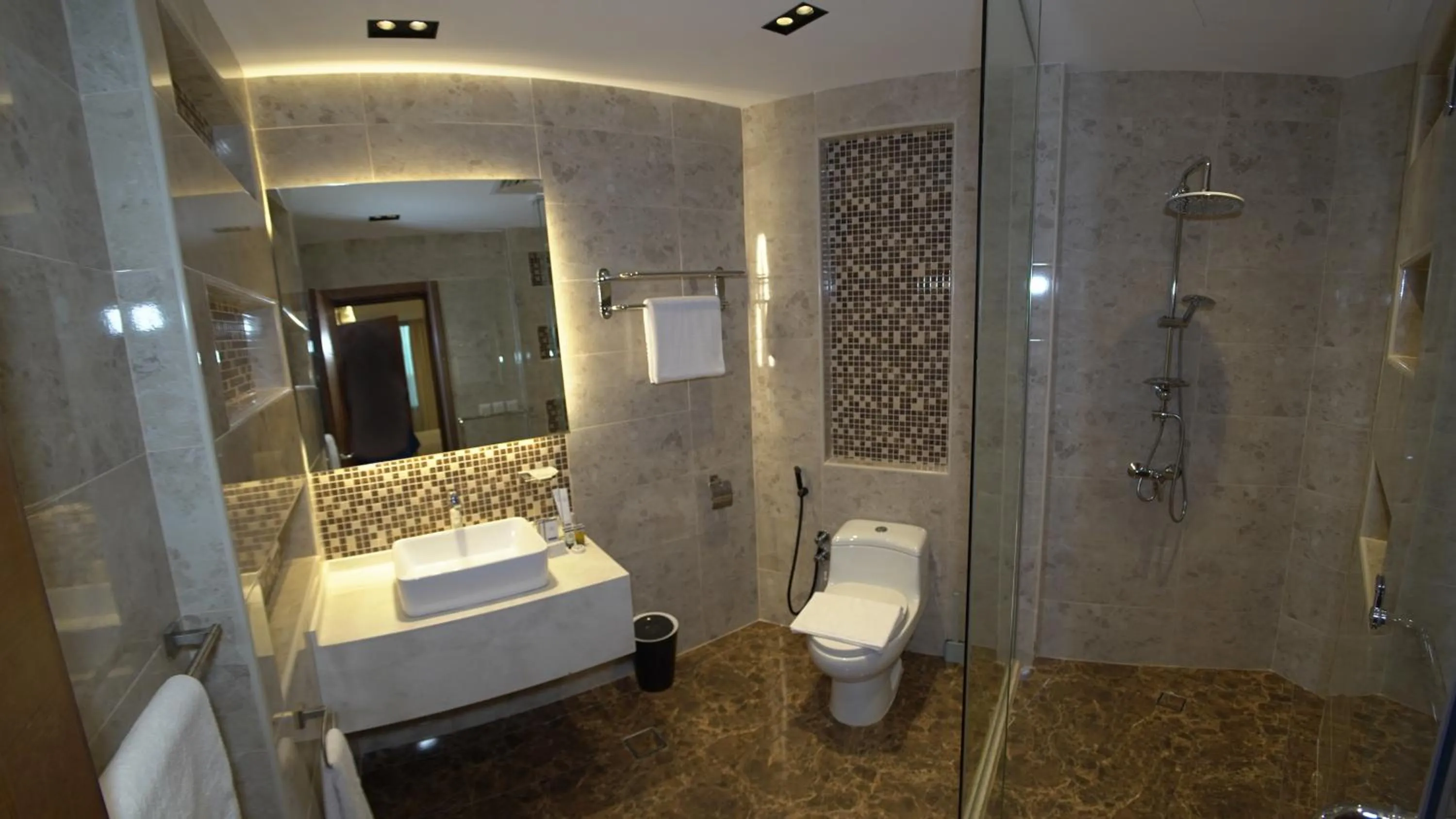 Shower in Villa Misk Alkhobar