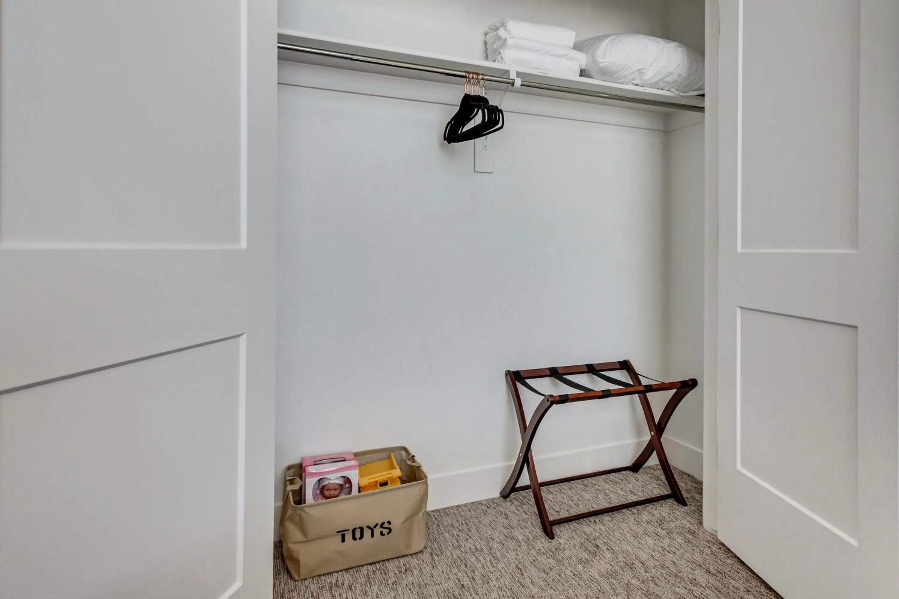 Bedroom in The Heights by Cloud Dream Homes