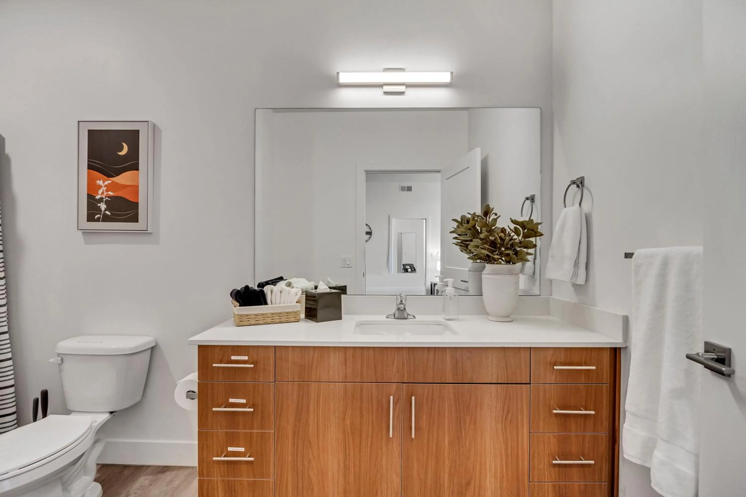 Bathroom in The Heights by Cloud Dream Homes