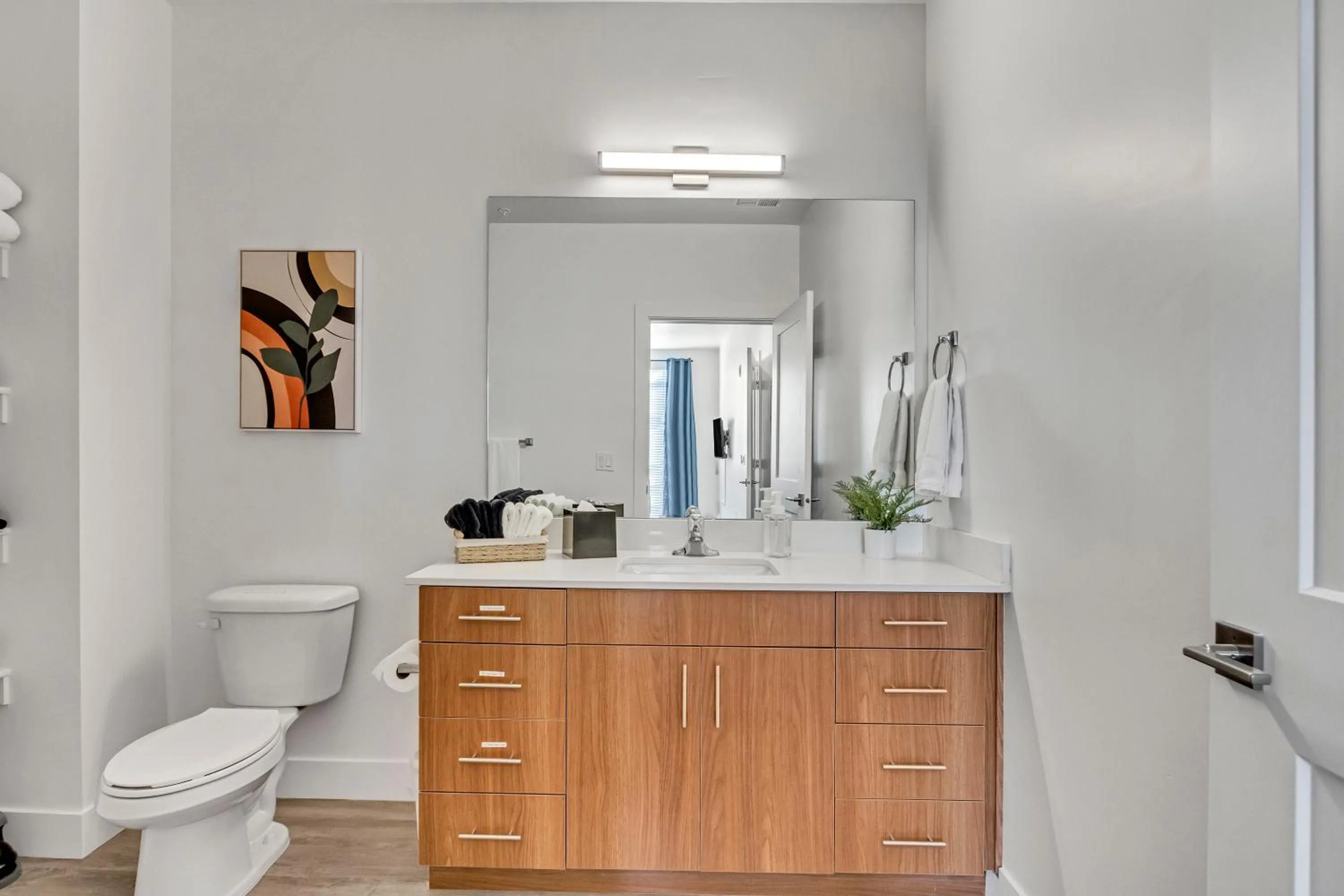 Bathroom in The Heights by Cloud Dream Homes