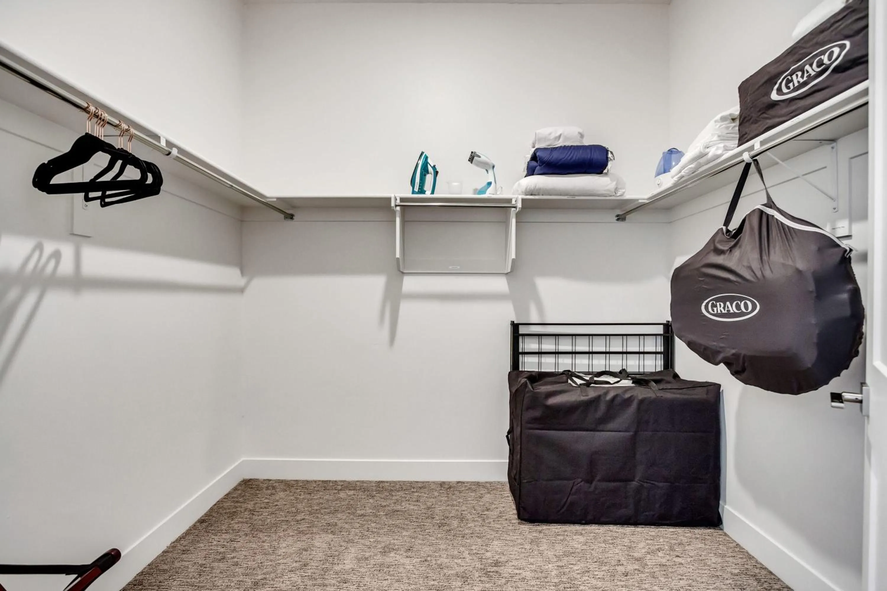 Bedroom in The Heights by Cloud Dream Homes