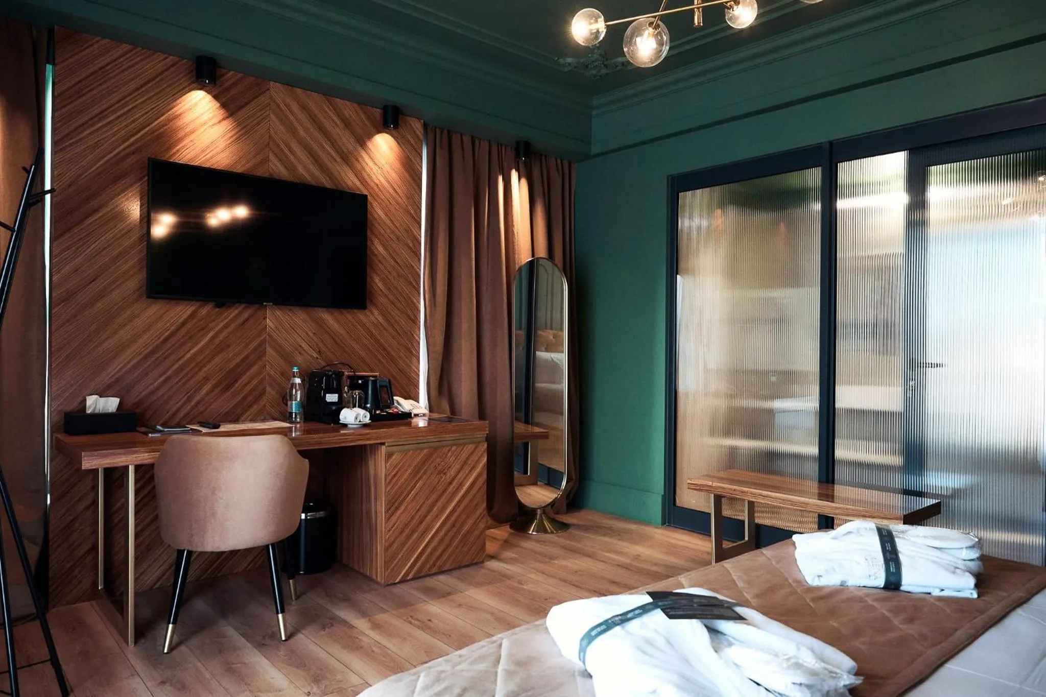 Photo of the whole room, Bed in HOTEL VIENA