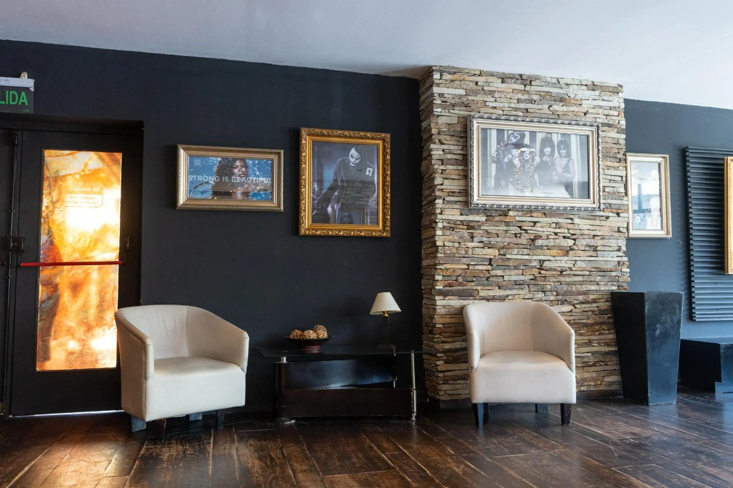 Living room in Hotel Park Bariloche