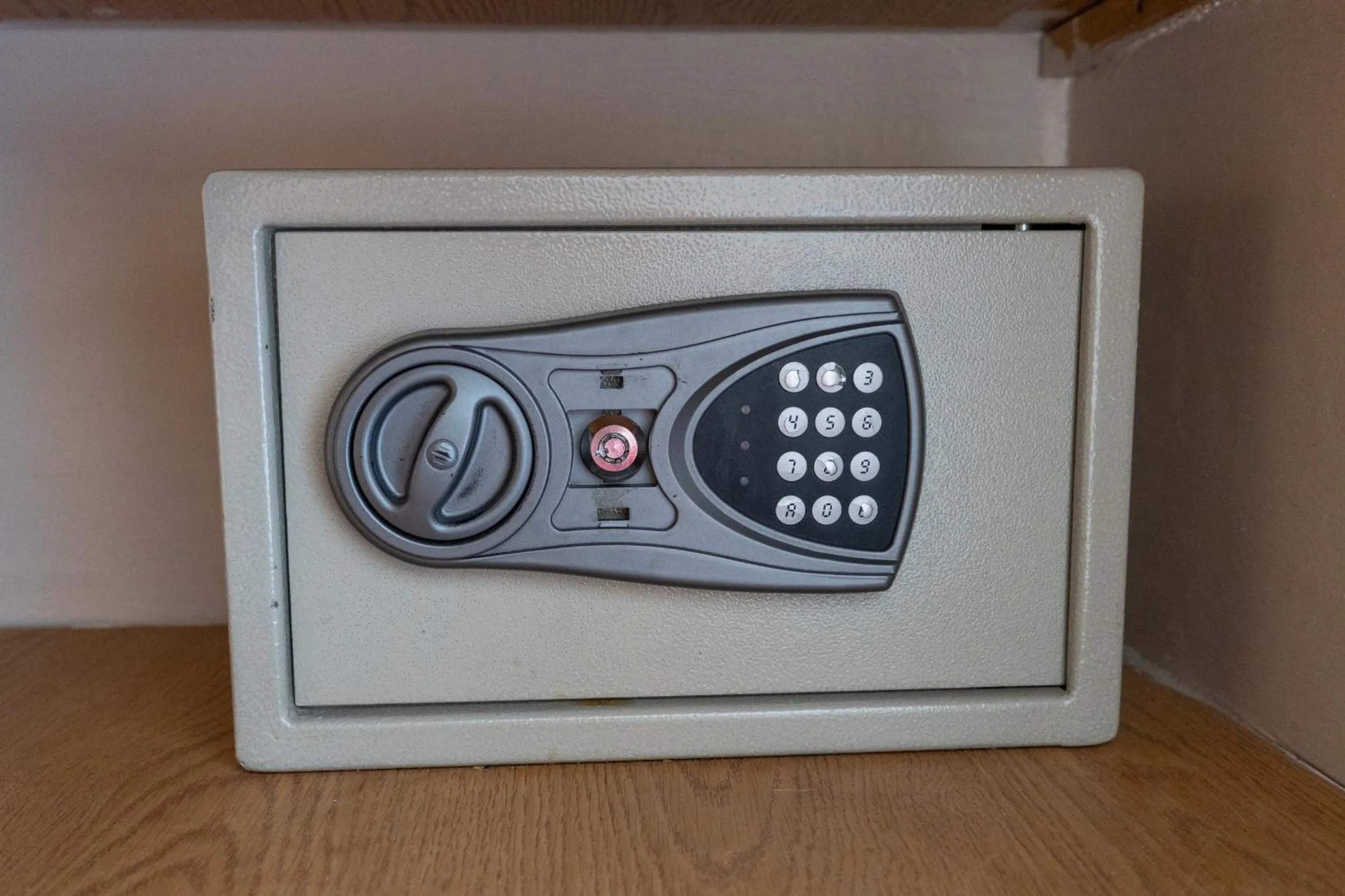 safe in Hotel Park Bariloche