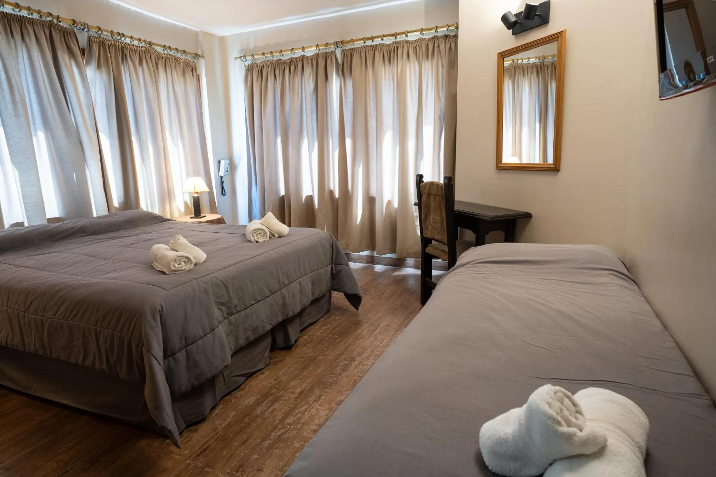 Photo of the whole room in Hotel Park Bariloche