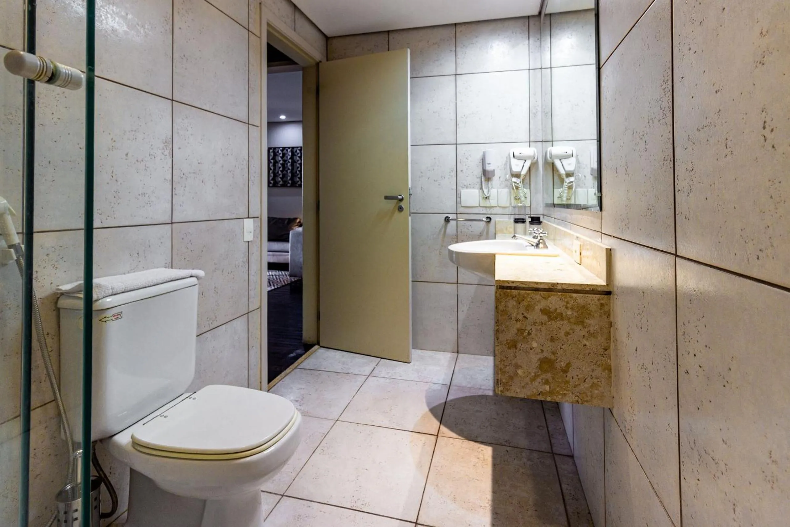 Toilet in Xtay São Paulo Berrini - Apartamentos completos a 7min do metrô Berrini