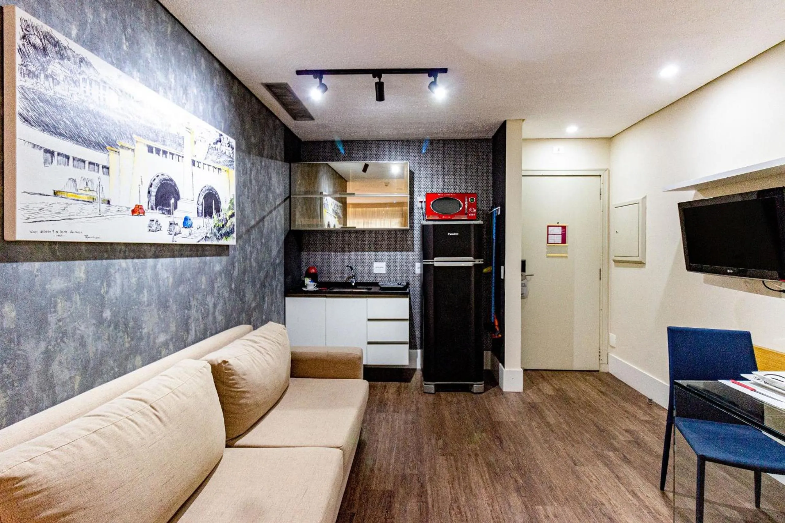 Living room in Xtay São Paulo Berrini - Apartamentos completos a 7min do metrô Berrini