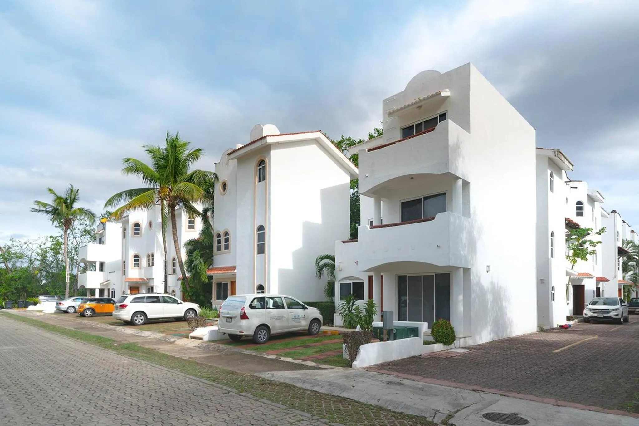 Off site in 3 BR Condo with Pool - Playacar Phase II - At Quintas Pakal Complex 21