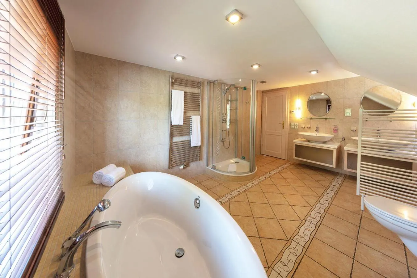 Shower, Bed in Laasenhof