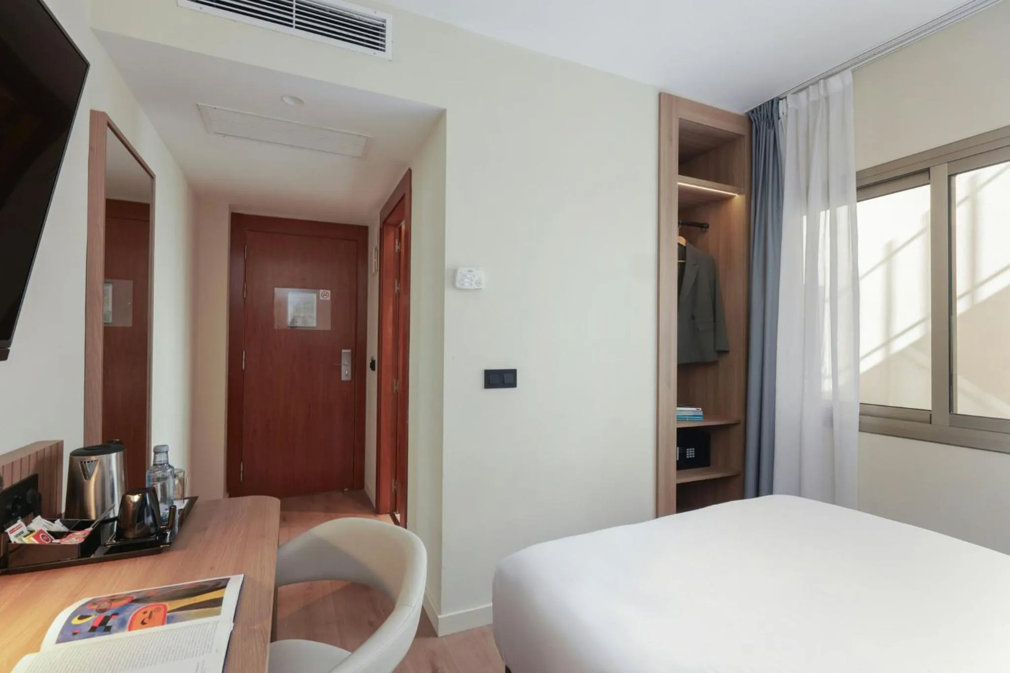 Bedroom, Bed in Sercotel Kalma Sitges