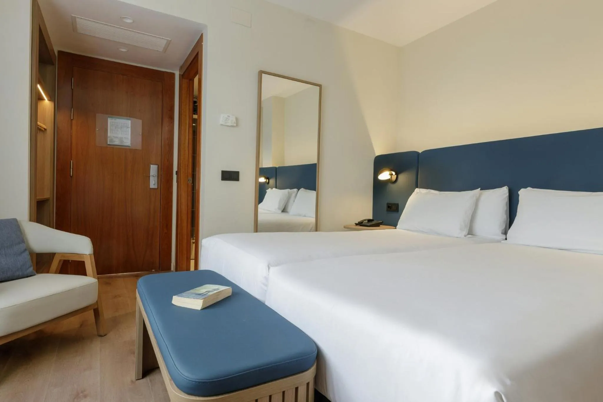 Bedroom, Bed in Sercotel Kalma Sitges