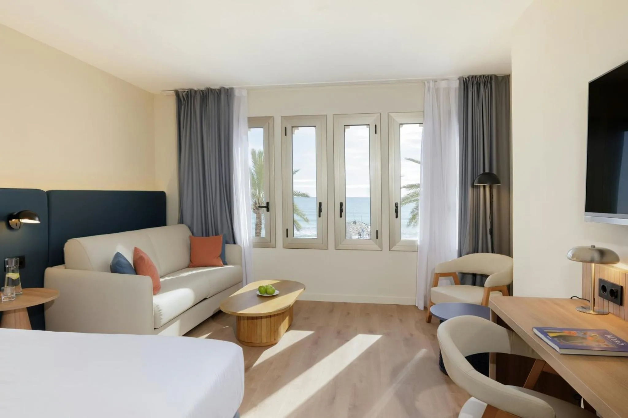 Bedroom, Bed in Sercotel Kalma Sitges