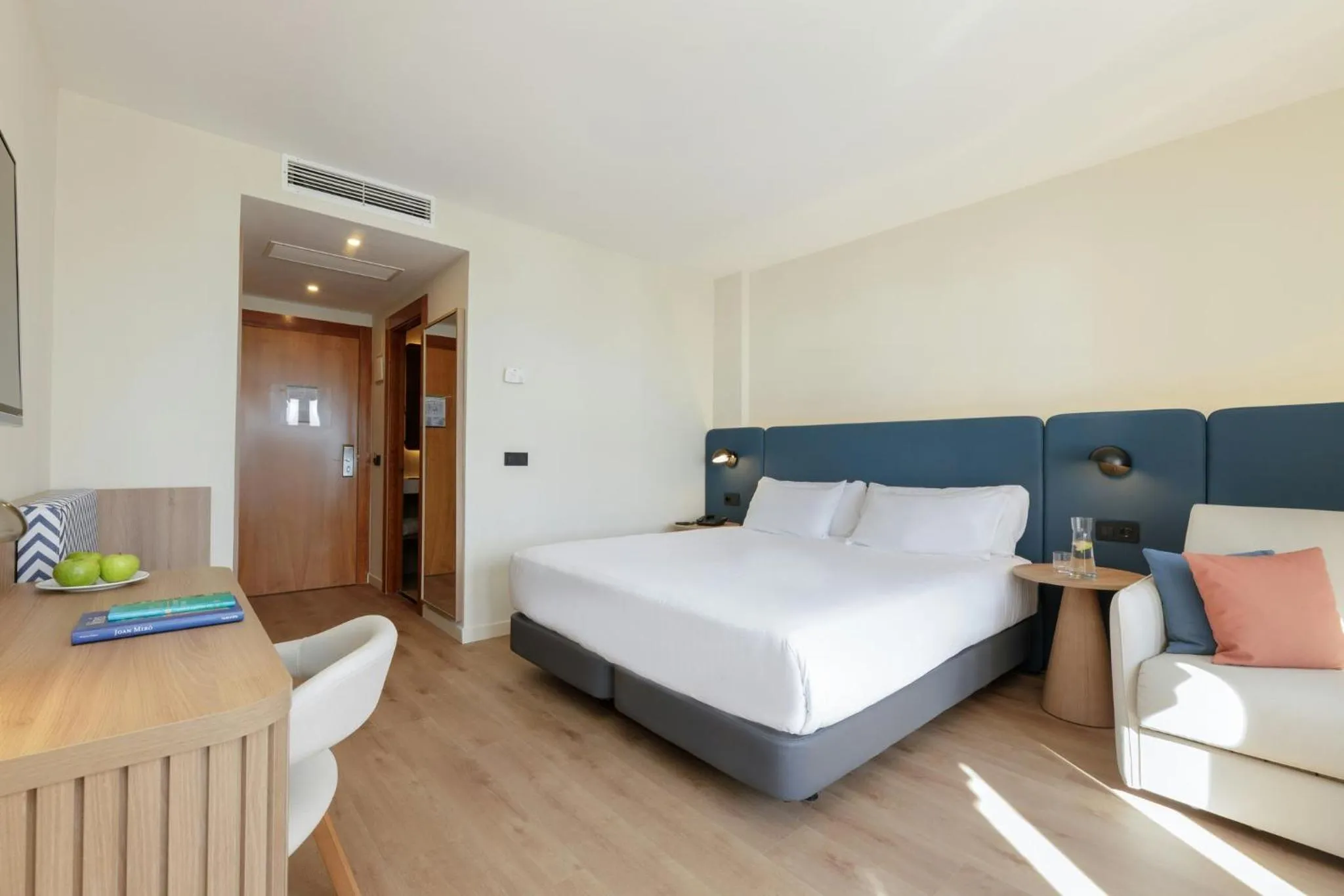 Bedroom, Bed in Sercotel Kalma Sitges