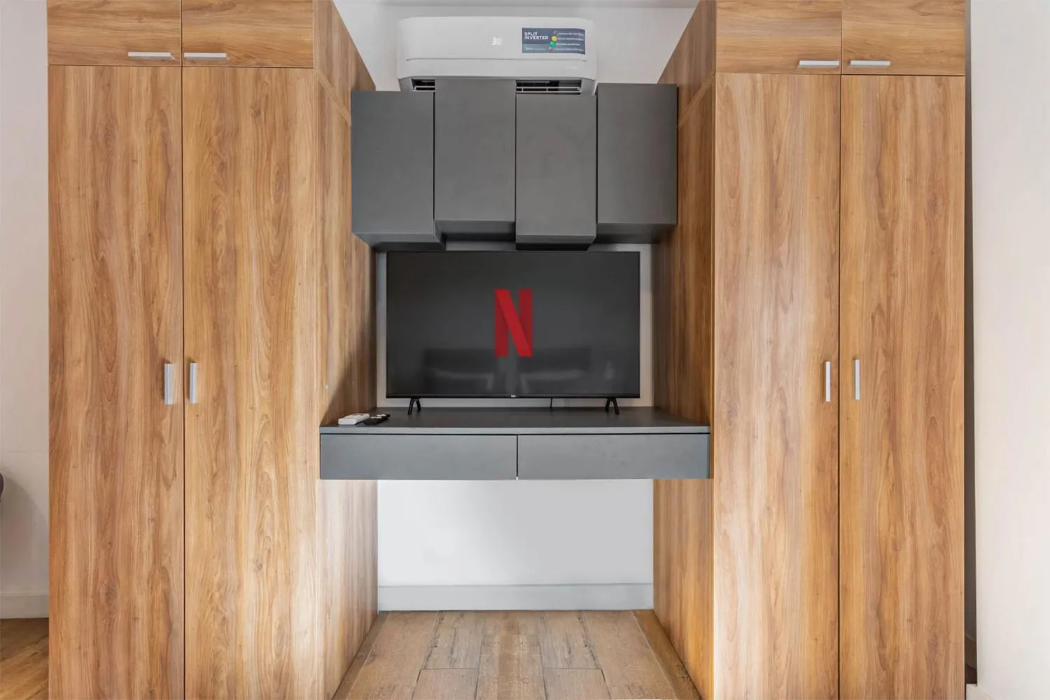 TV and multimedia in Live Soho Boutique Apartments Belgrano