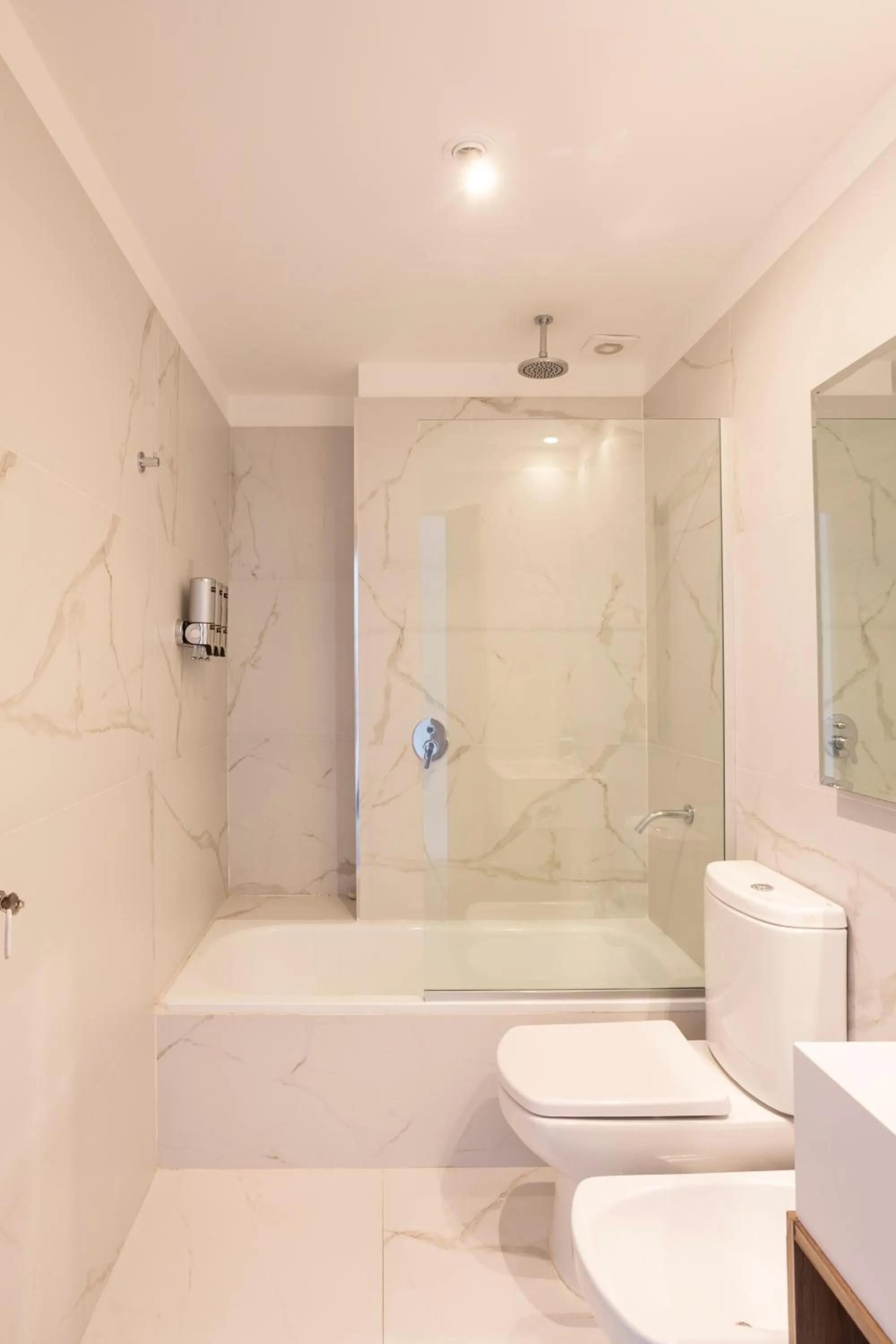 Shower in Live Soho Boutique Apartments Belgrano