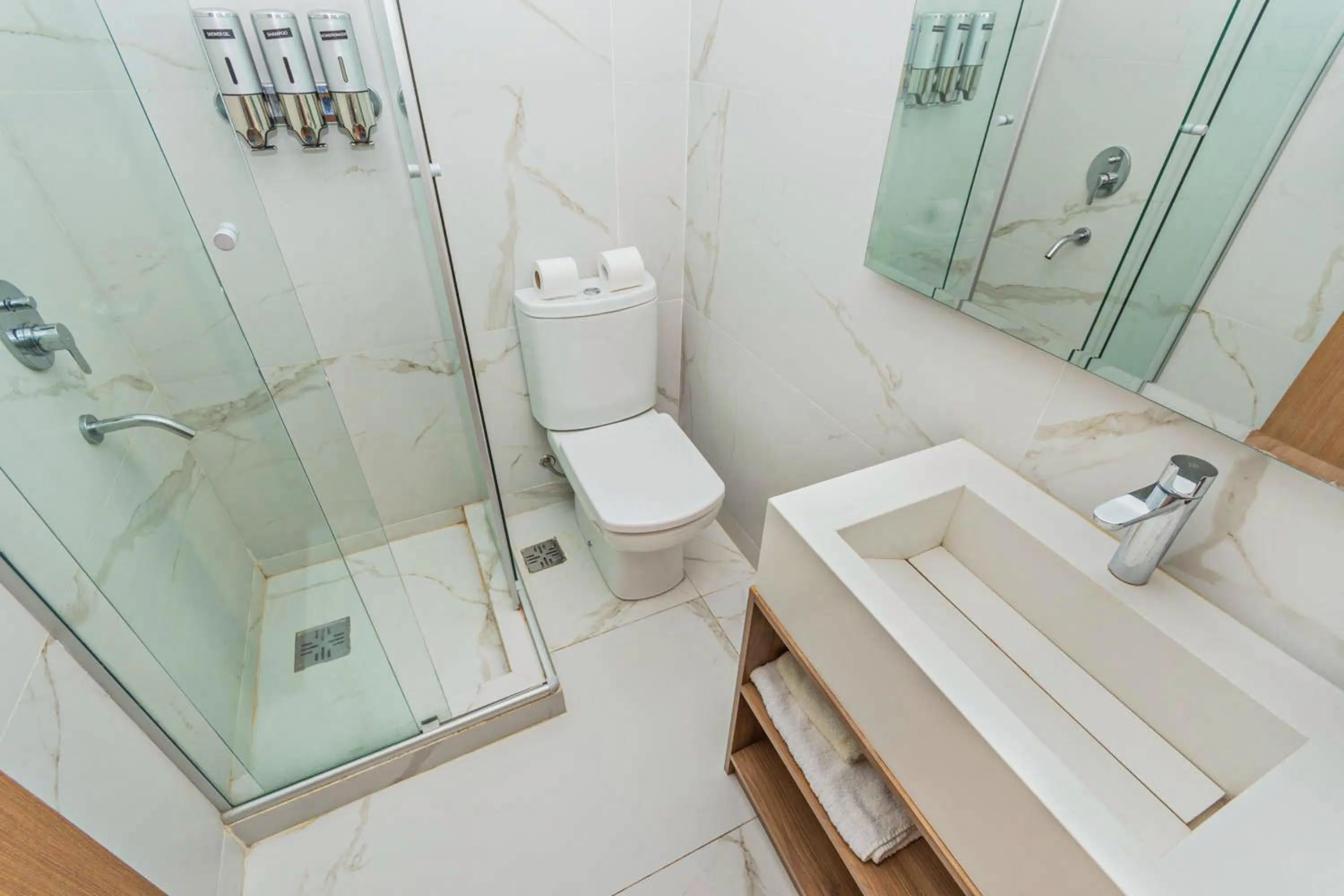 Shower in Live Soho Boutique Apartments Belgrano