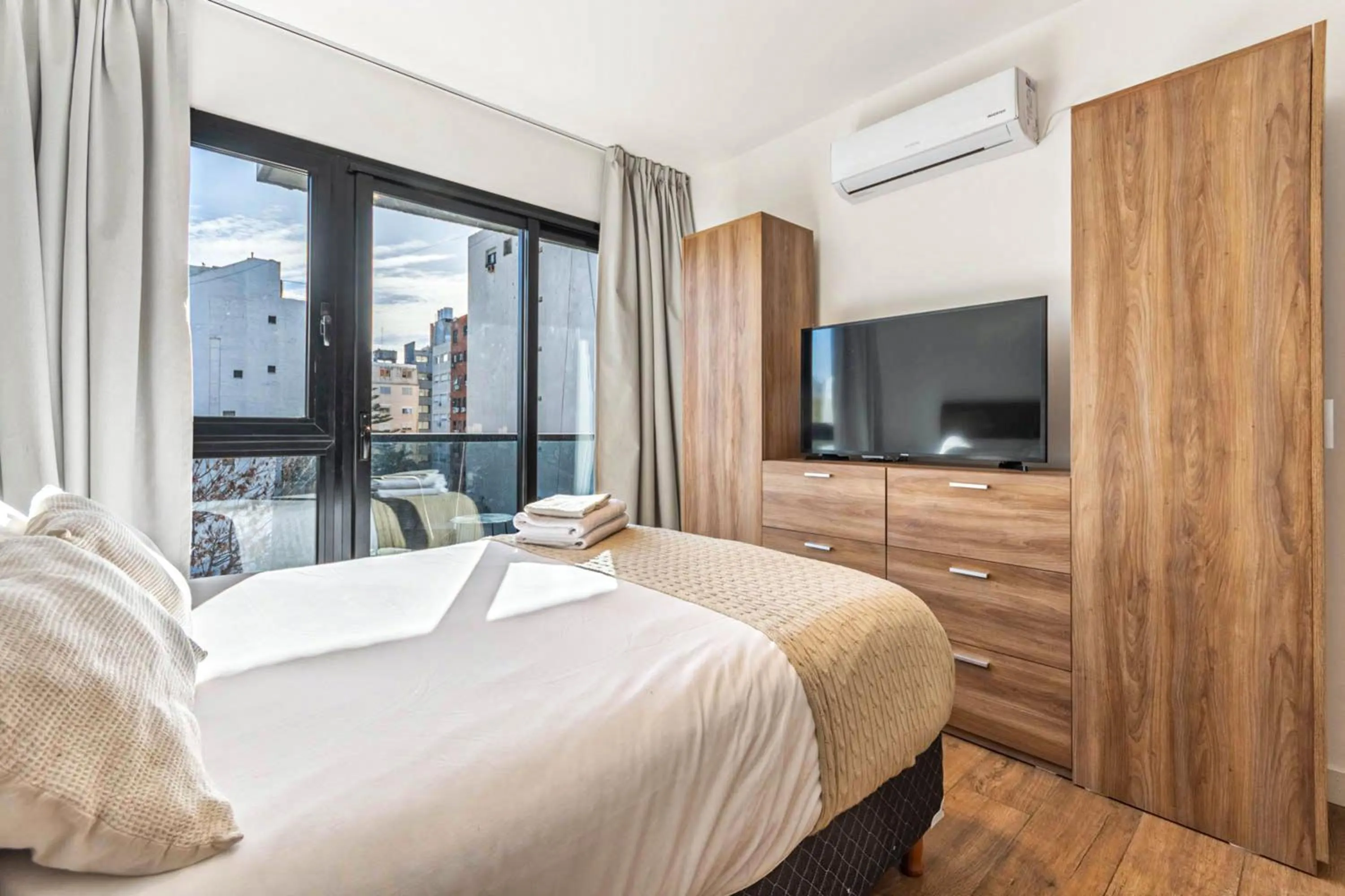 Communal lounge/ TV room, Bed in Live Soho Boutique Apartments Belgrano