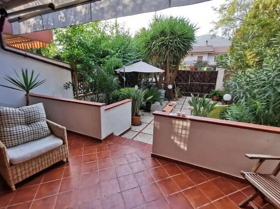 Patio in Villa Iris - Mondello