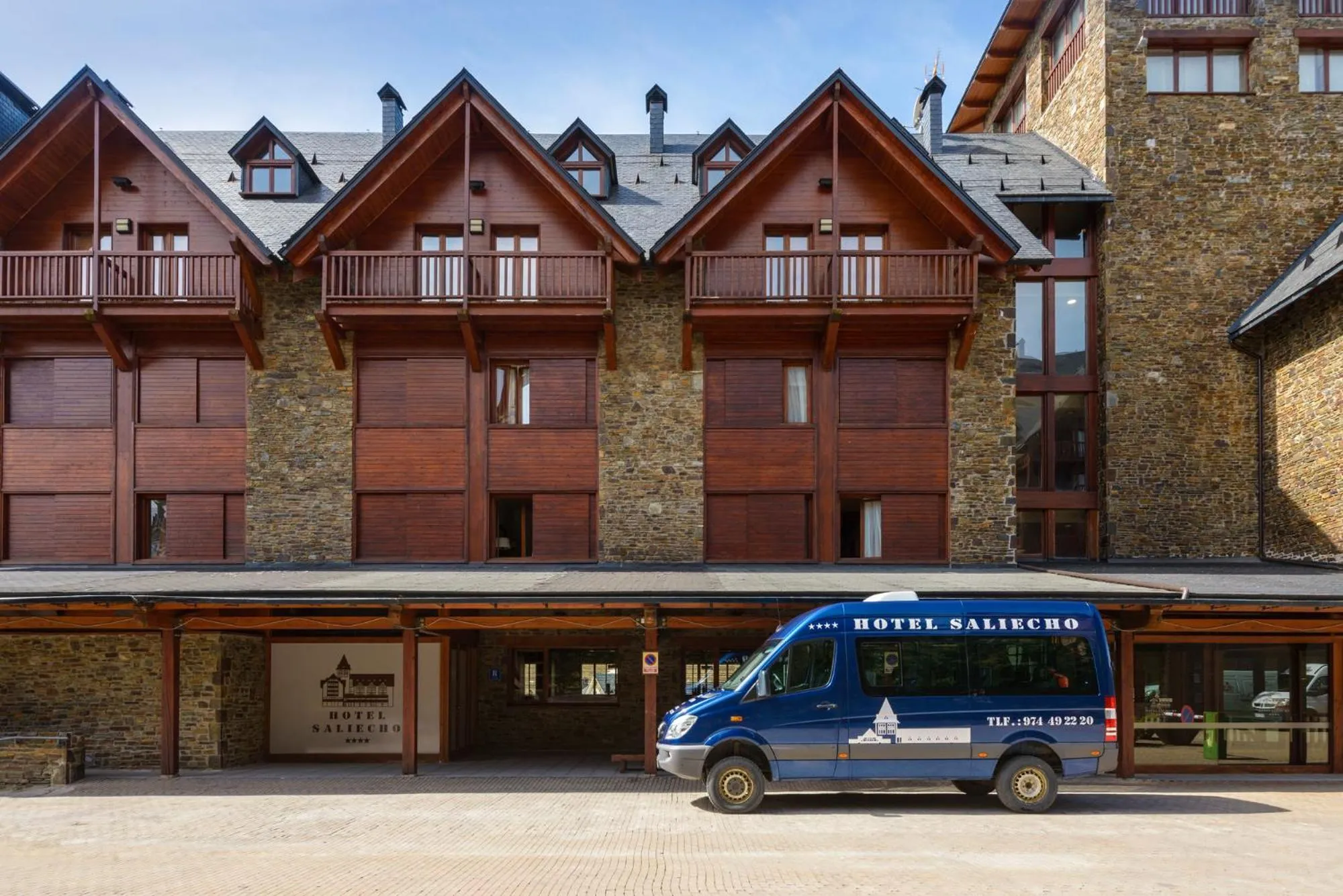 Property building in Hotel Saliecho