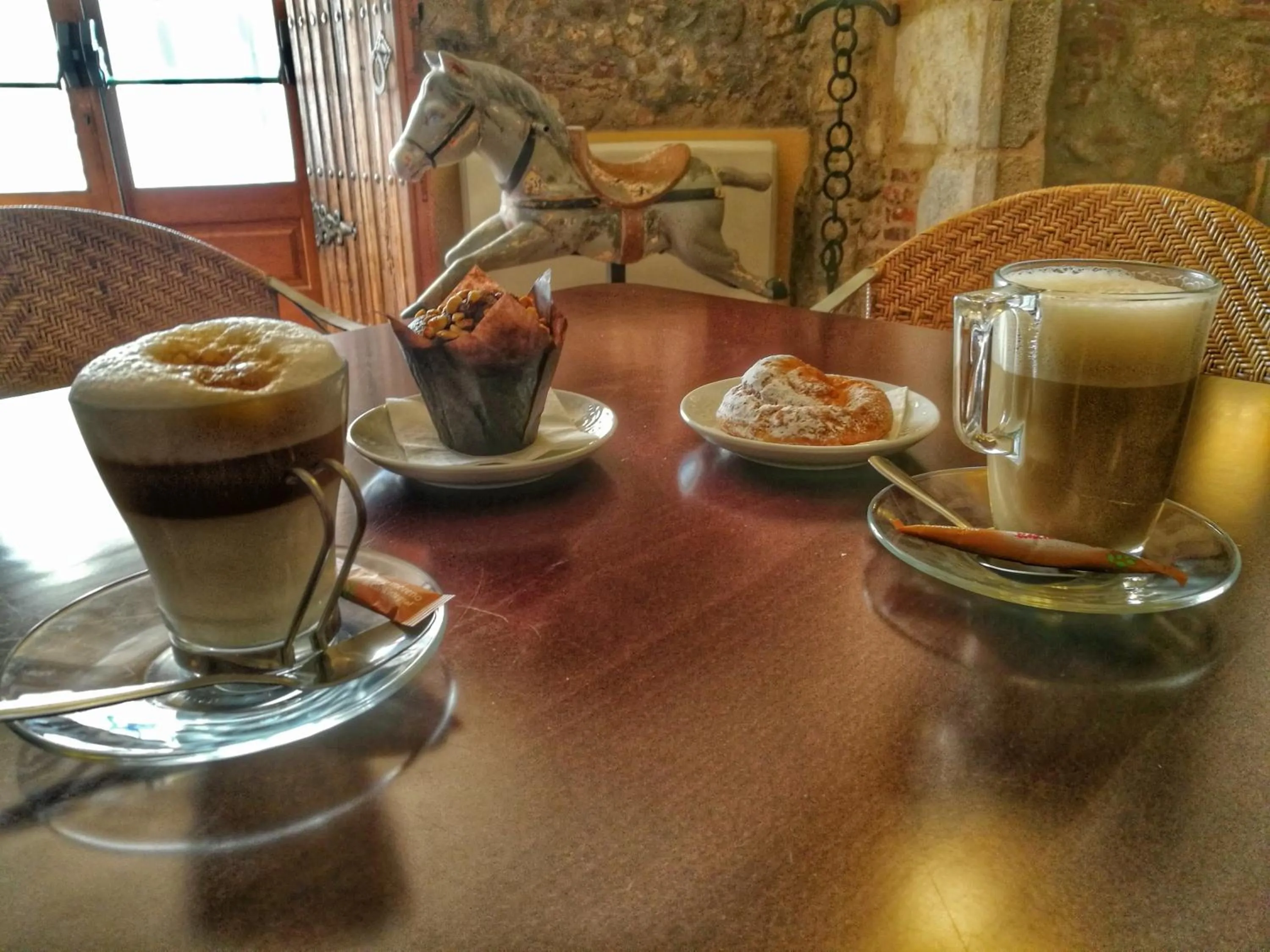 Food and drinks in Hotel Sant Joan