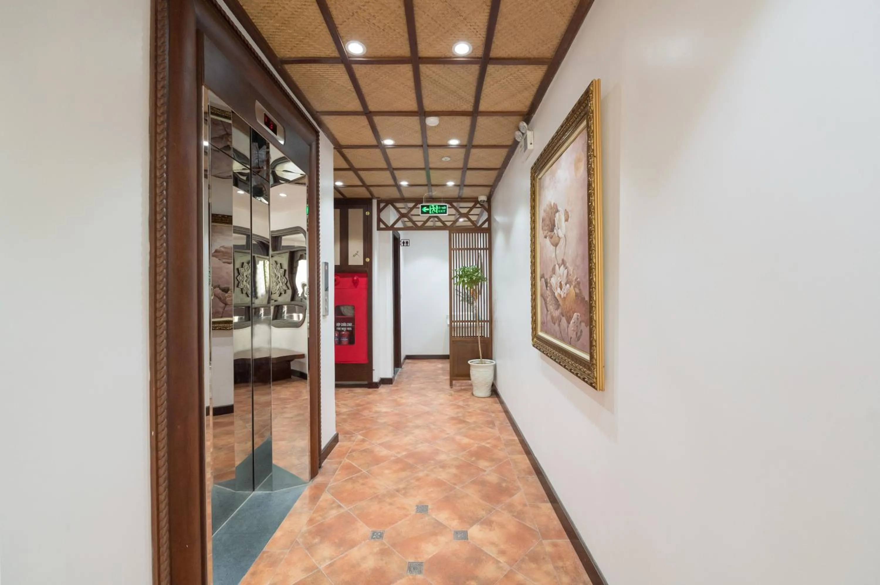 elevator in FLESTA Doi Can Serviced Apartment