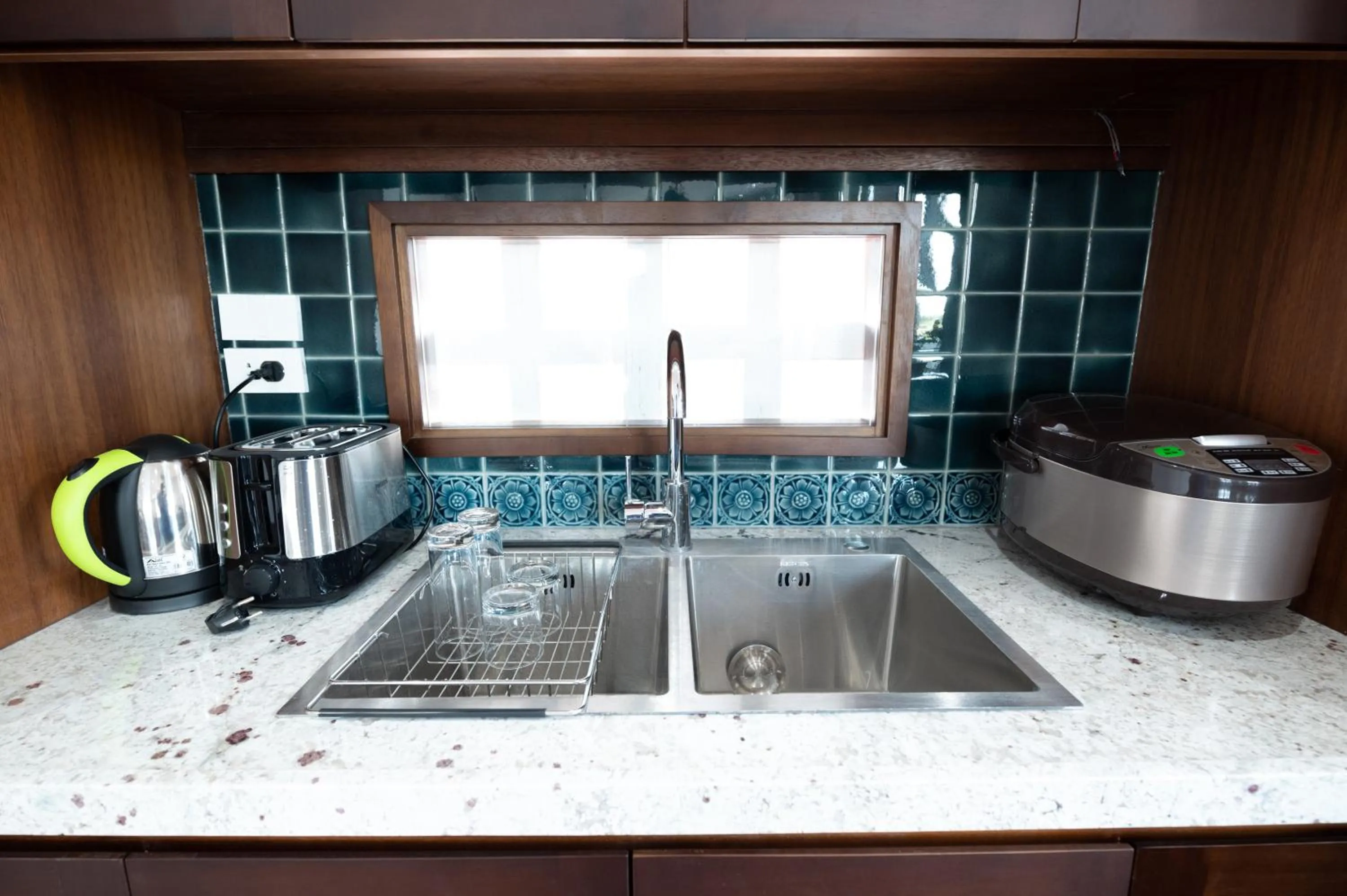 stove in FLESTA Doi Can Serviced Apartment