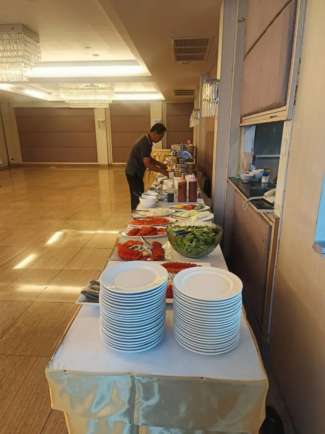 Restaurant/places to eat in Sukhothai Hotel and Residence Ratchada