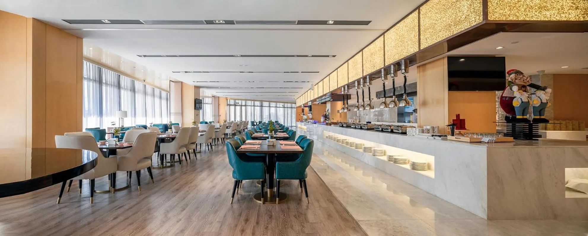 Restaurant/places to eat in Wuhu Suning Universal Hotel