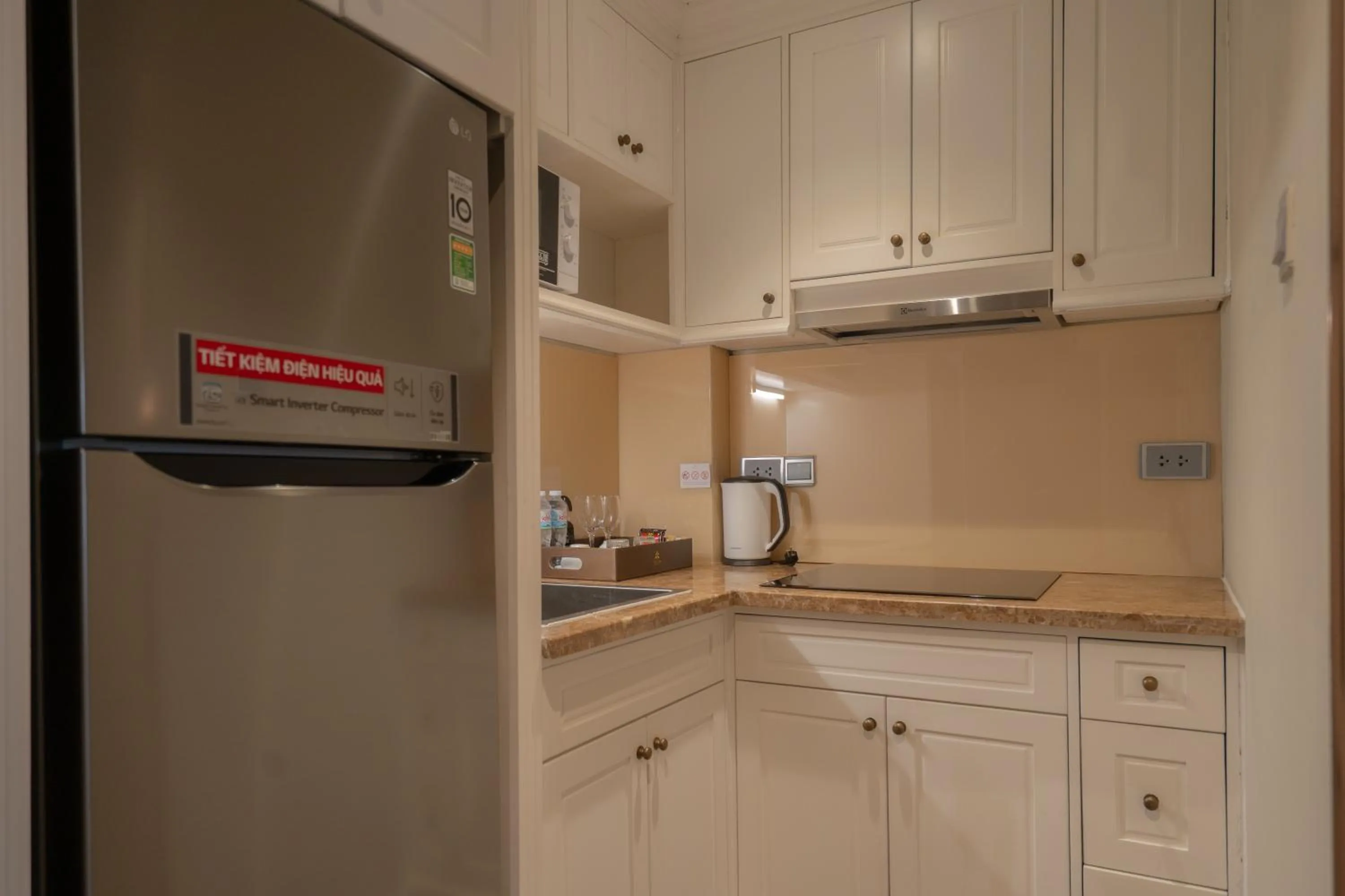 minibar in Celine Living - Central