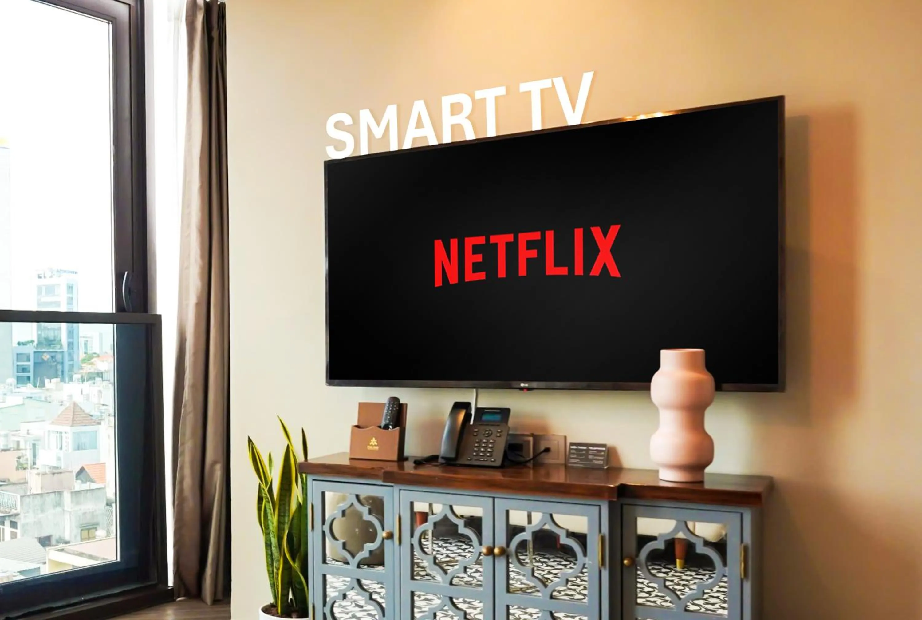 TV and multimedia in Celine Living - Central