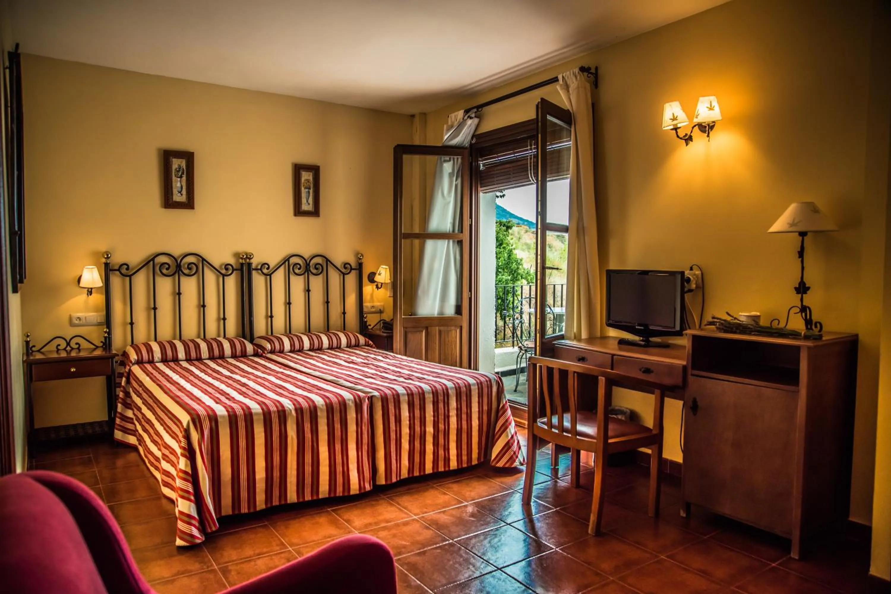 Photo of the whole room, Bed in Finca Los Llanos